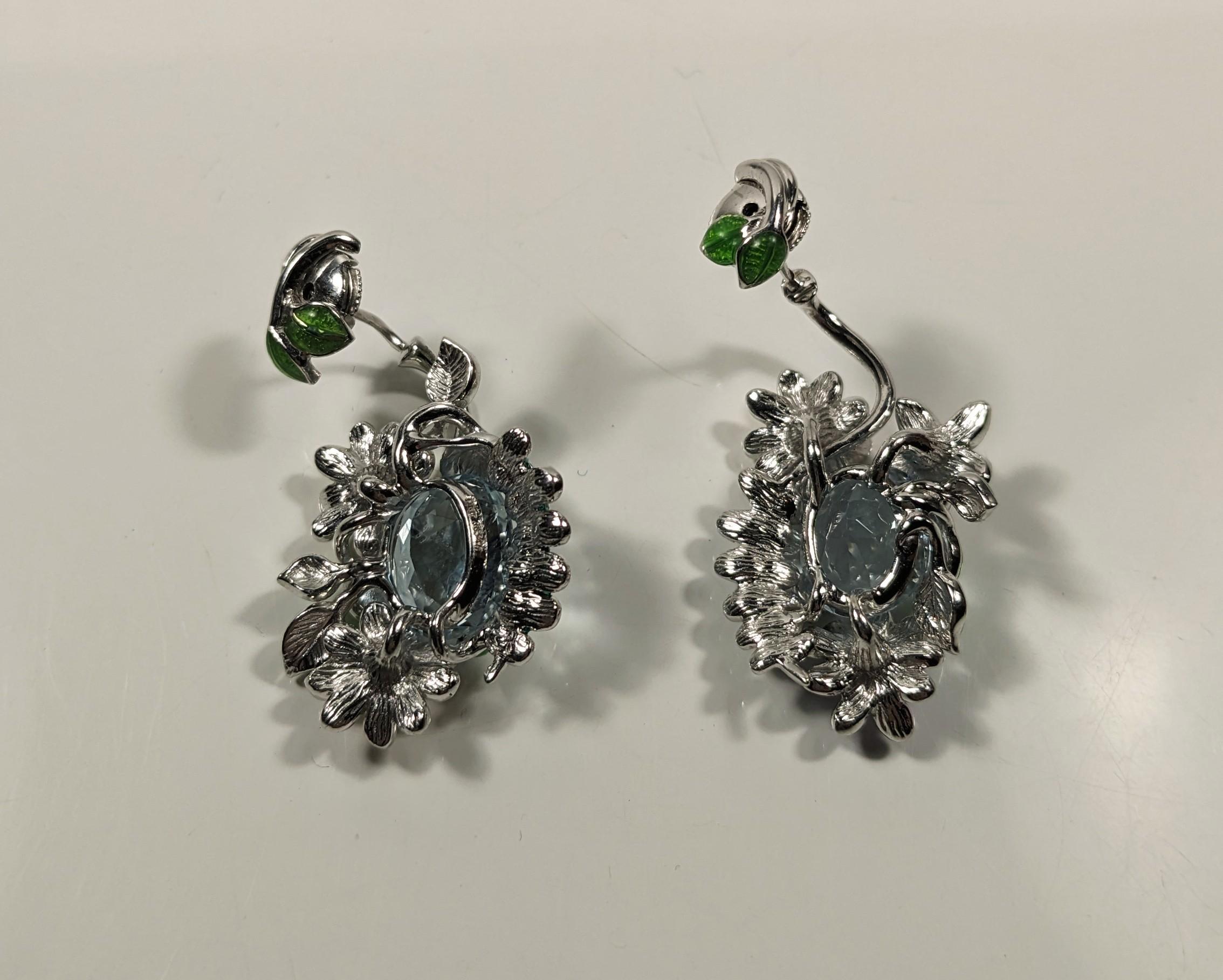 Brilliant Cut Dior Diorette Earrings 18 kt white gold, diamonds and enamel