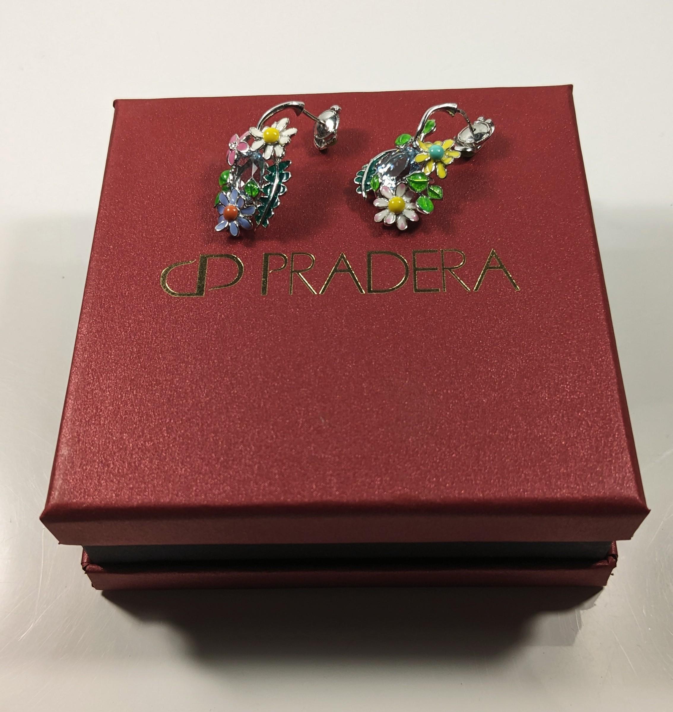 Dior Diorette Earrings 18 kt white gold, diamonds and enamel In Excellent Condition In Bilbao, ES