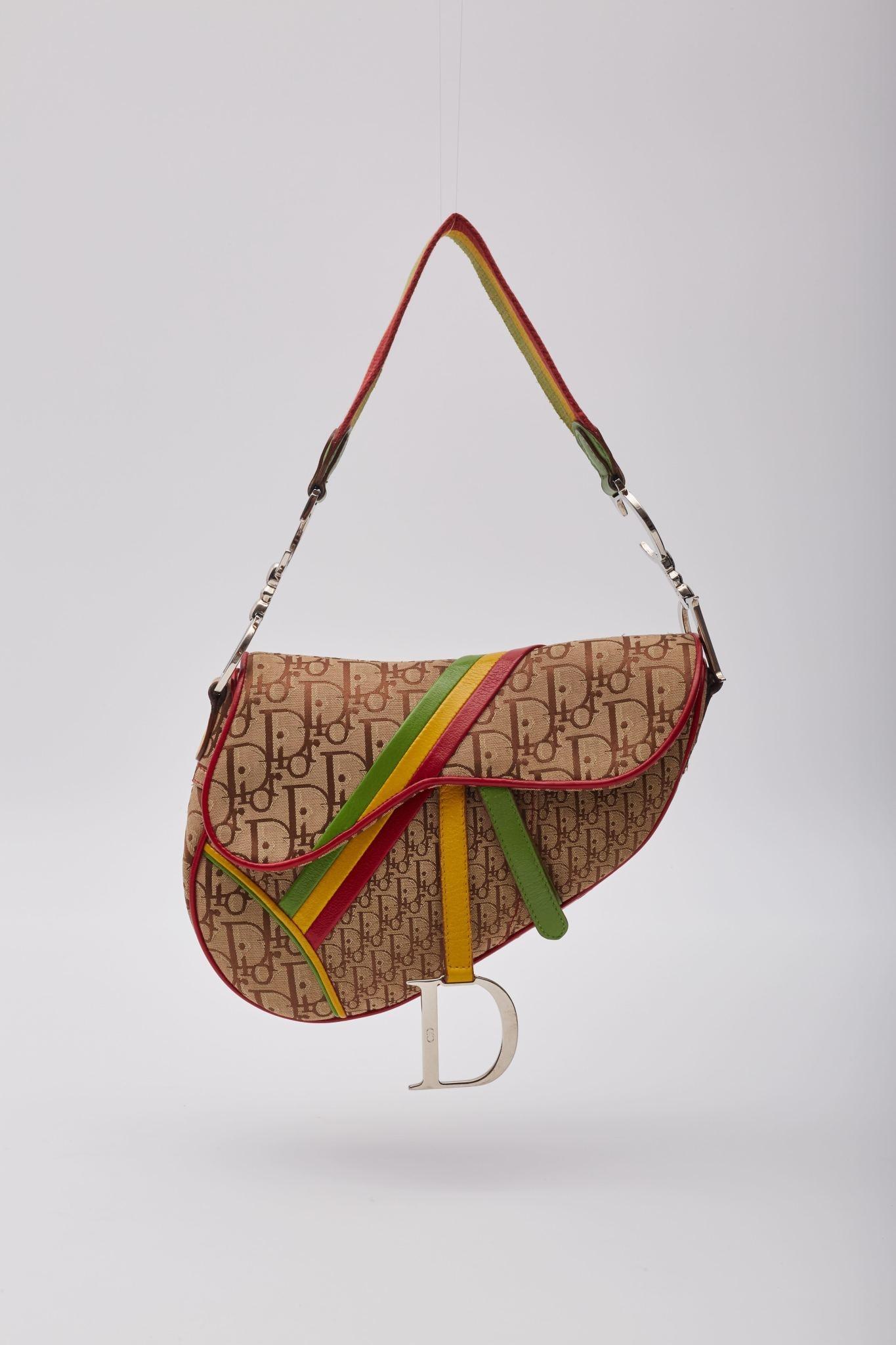 Dior Diorissimo Monogram Beige Rasta Saddle Bag In Good Condition In Montreal, Quebec