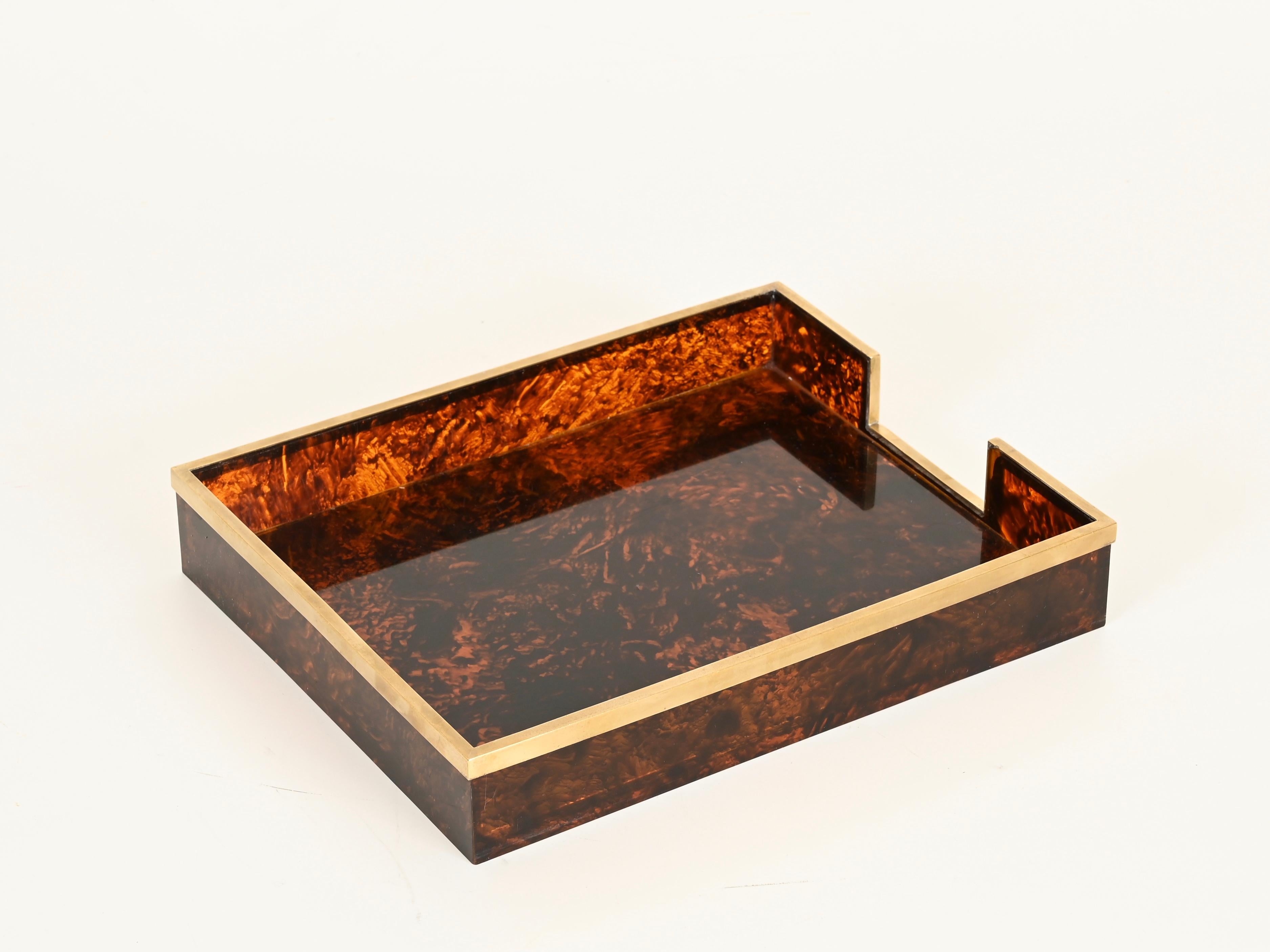 Porte-documents ou porte-revues Dior en lucite écaille et laiton, Italie, années 1970 en vente 3