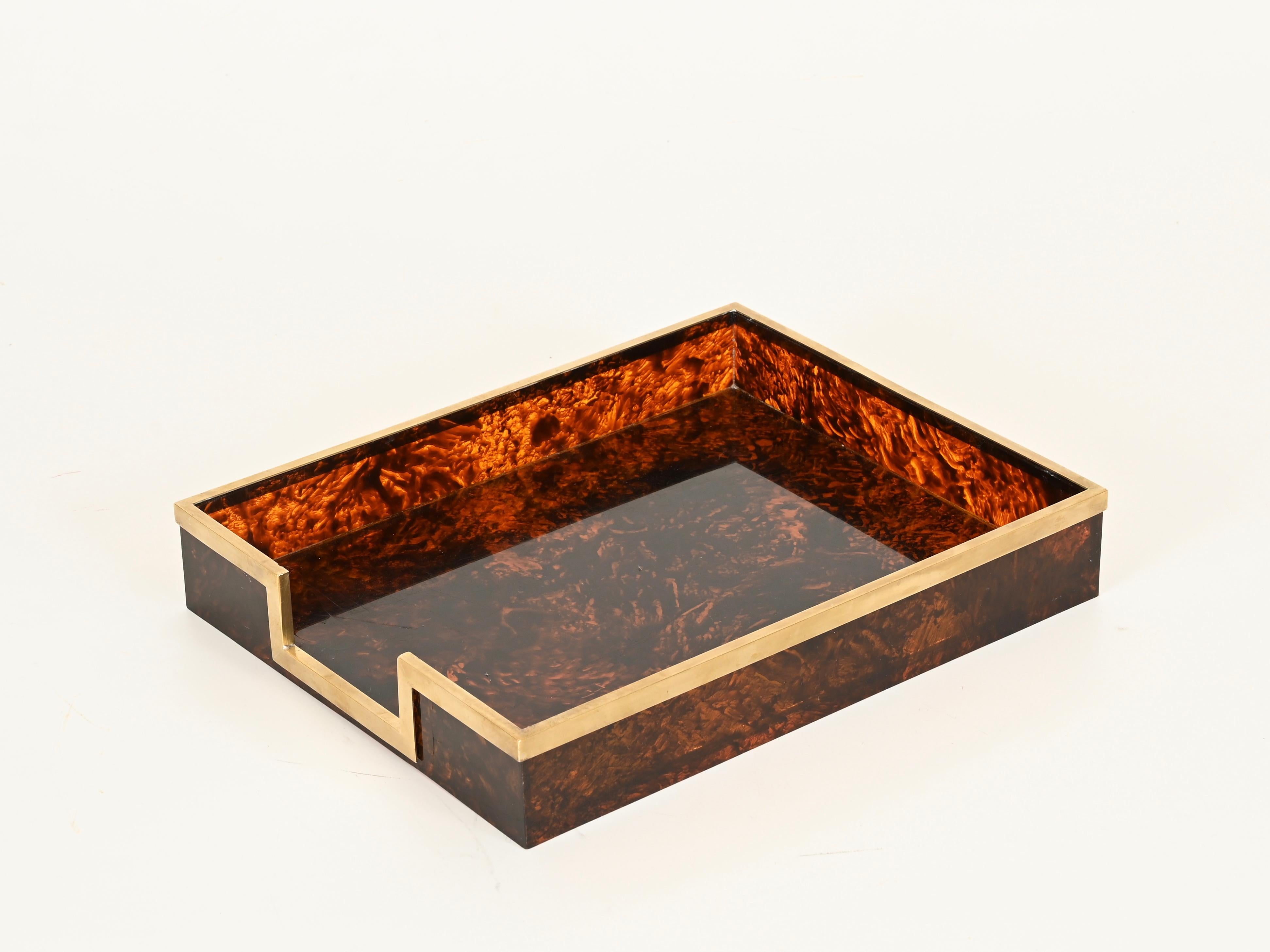 Fait main Porte-documents ou porte-revues Dior en lucite écaille et laiton, Italie, années 1970 en vente