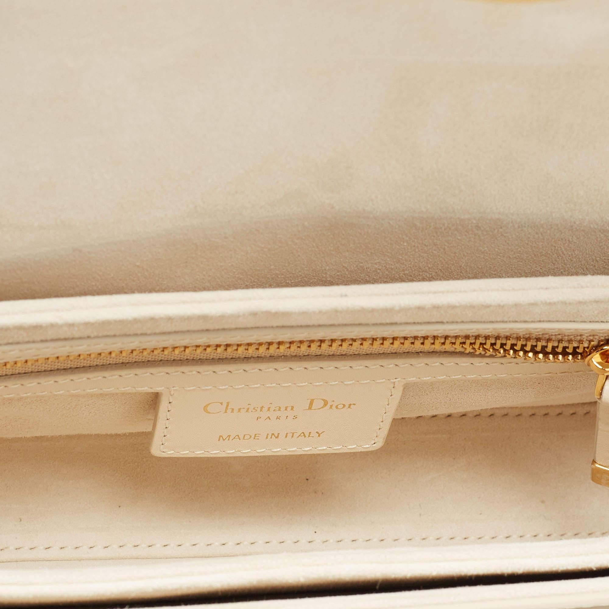 Dior Dusty Ivory Leather 30 Montaigne Avenue Shoulder Bag 3