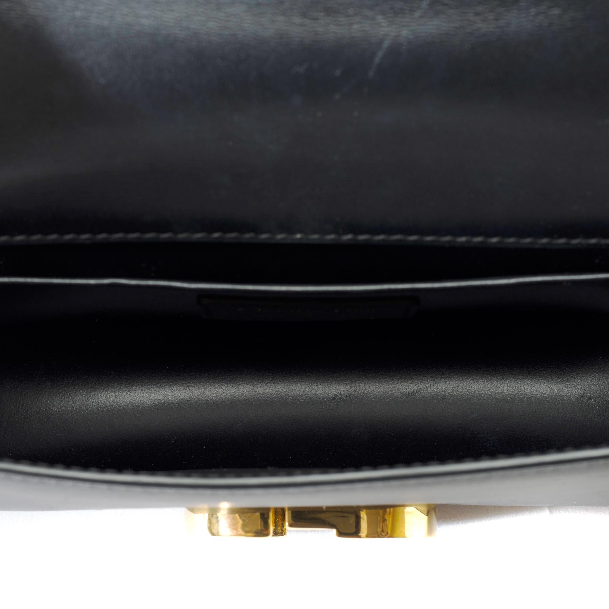 Dior East-West of the line 30 Montaigne shoulder flap bag in black leather, GHW 5
