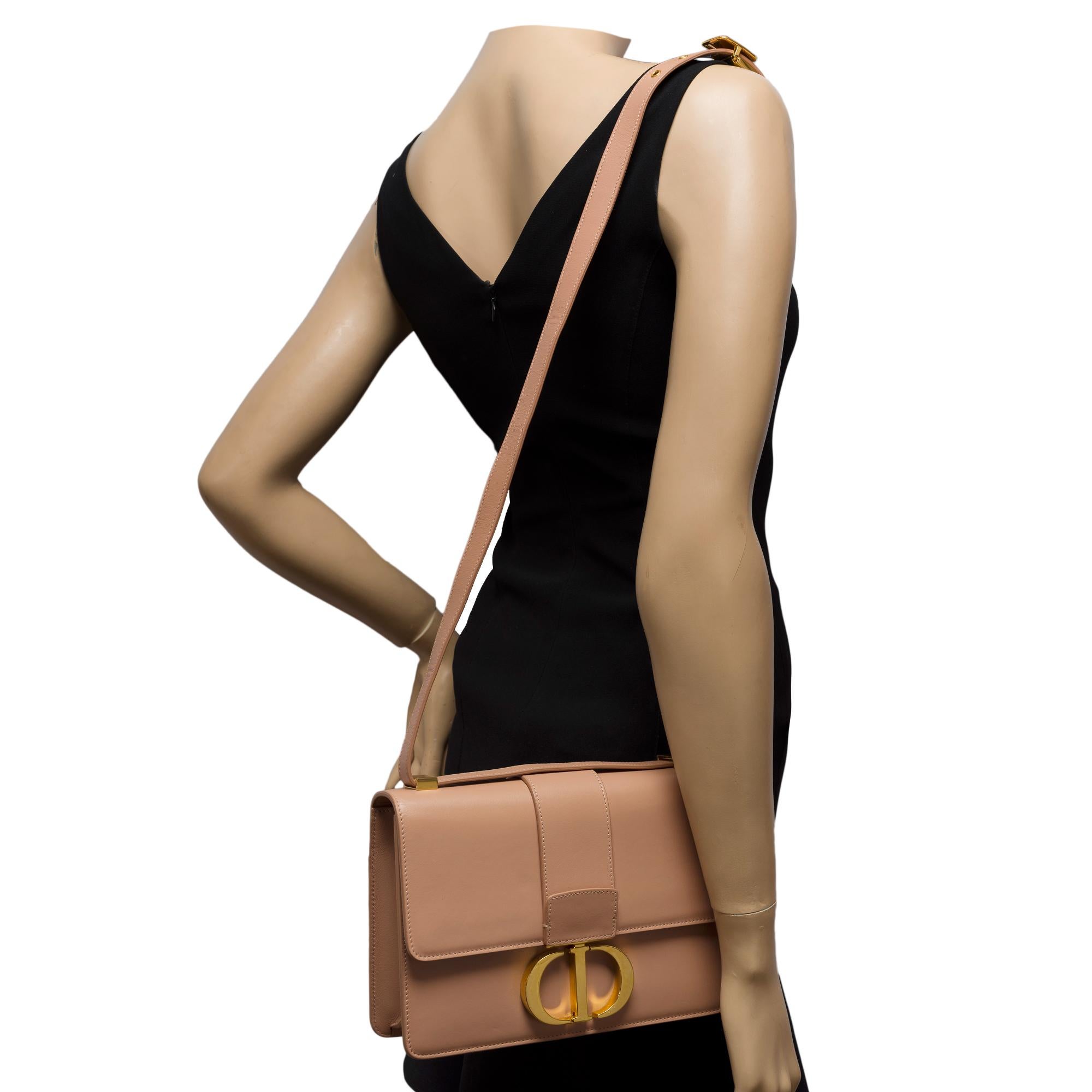 Dior East-West of the line 30 Montaigne shoulder flap bag in black leather, GHW For Sale 7
