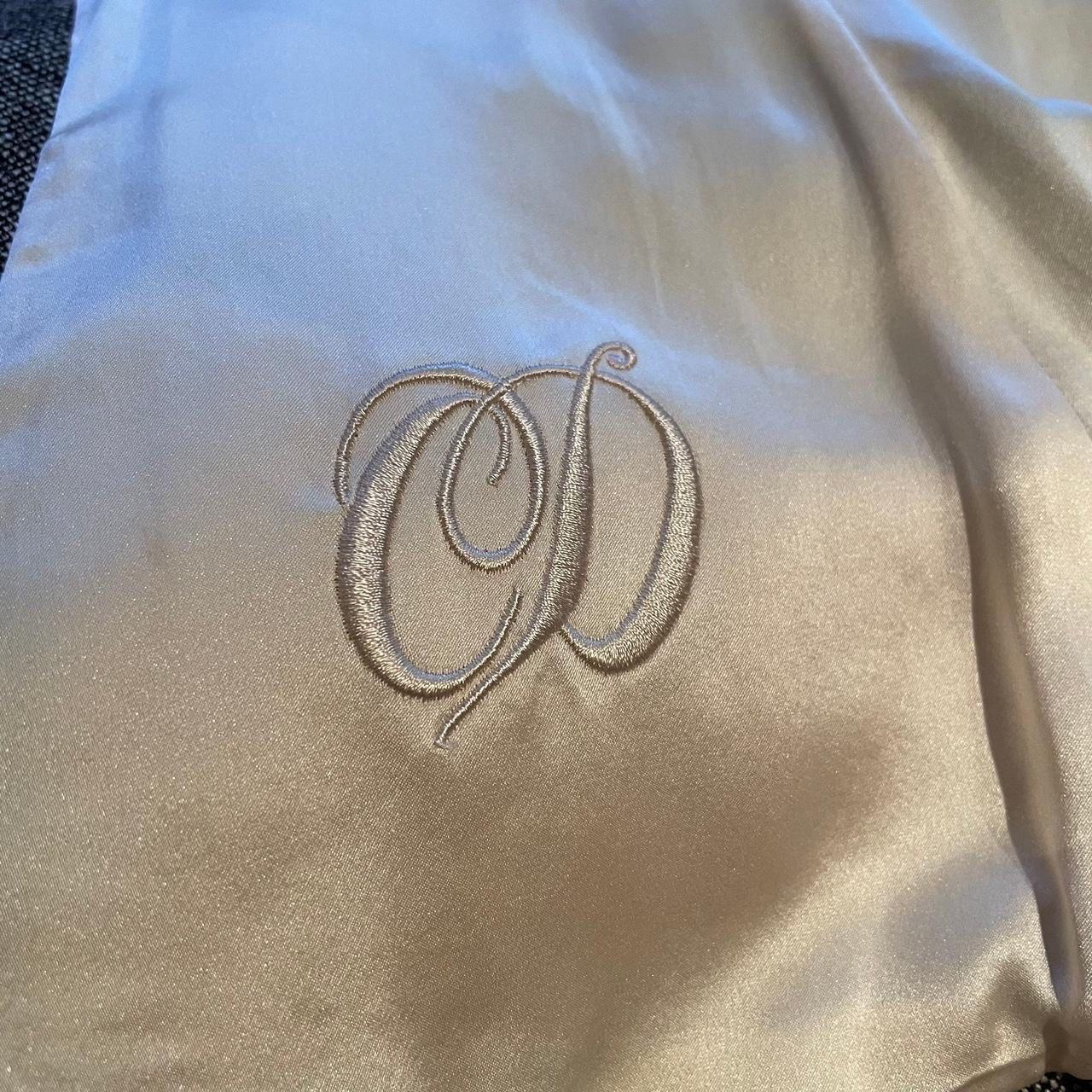 De las mujeres Traje de falda de dos piezas gris con detalle de dobladillo de encaje Dior Otoño 1998 en venta