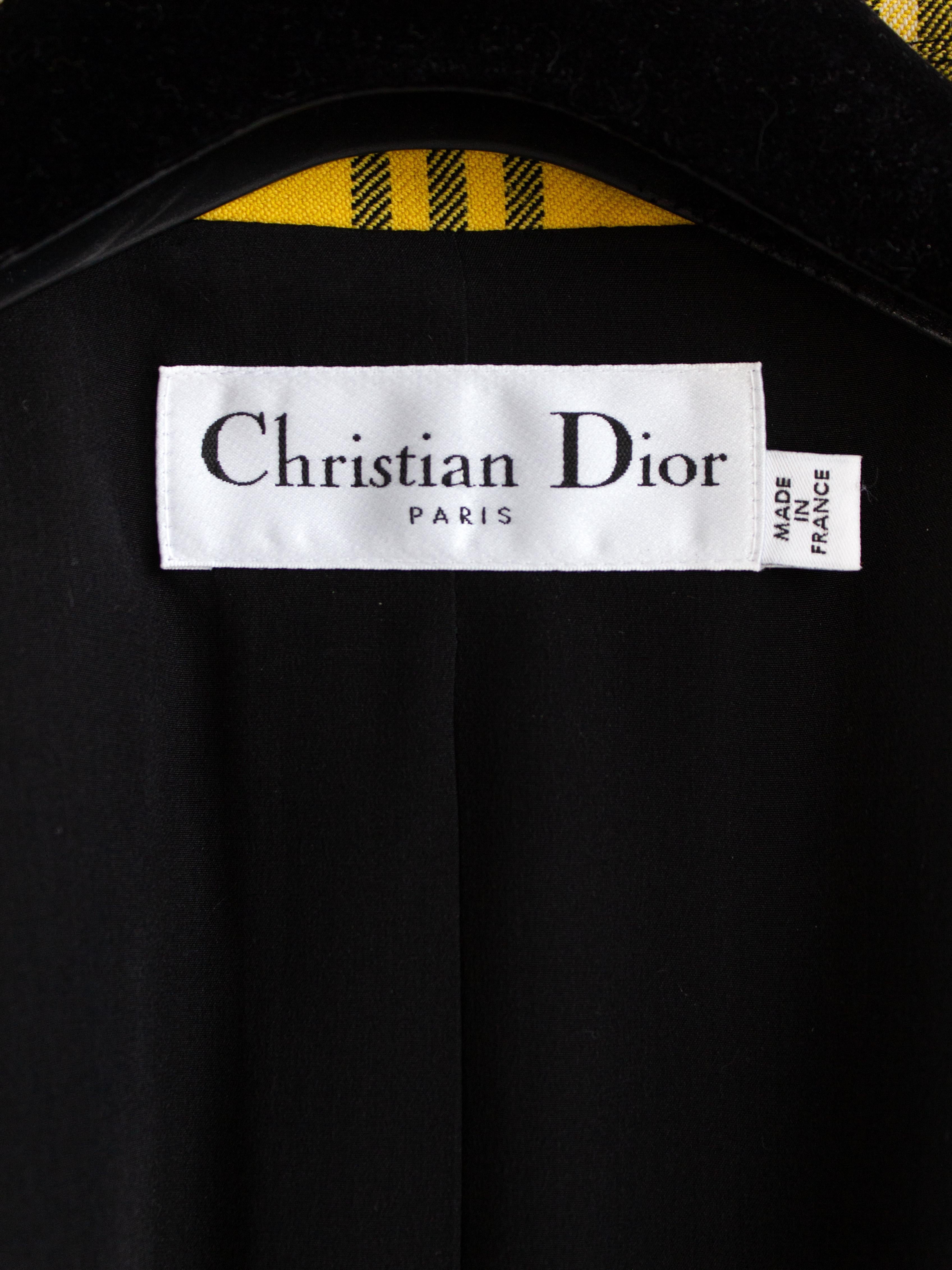 Dior automne/hiver 2022 - Blazer sans poignée à carreaux jaunes et noirs en vente 1