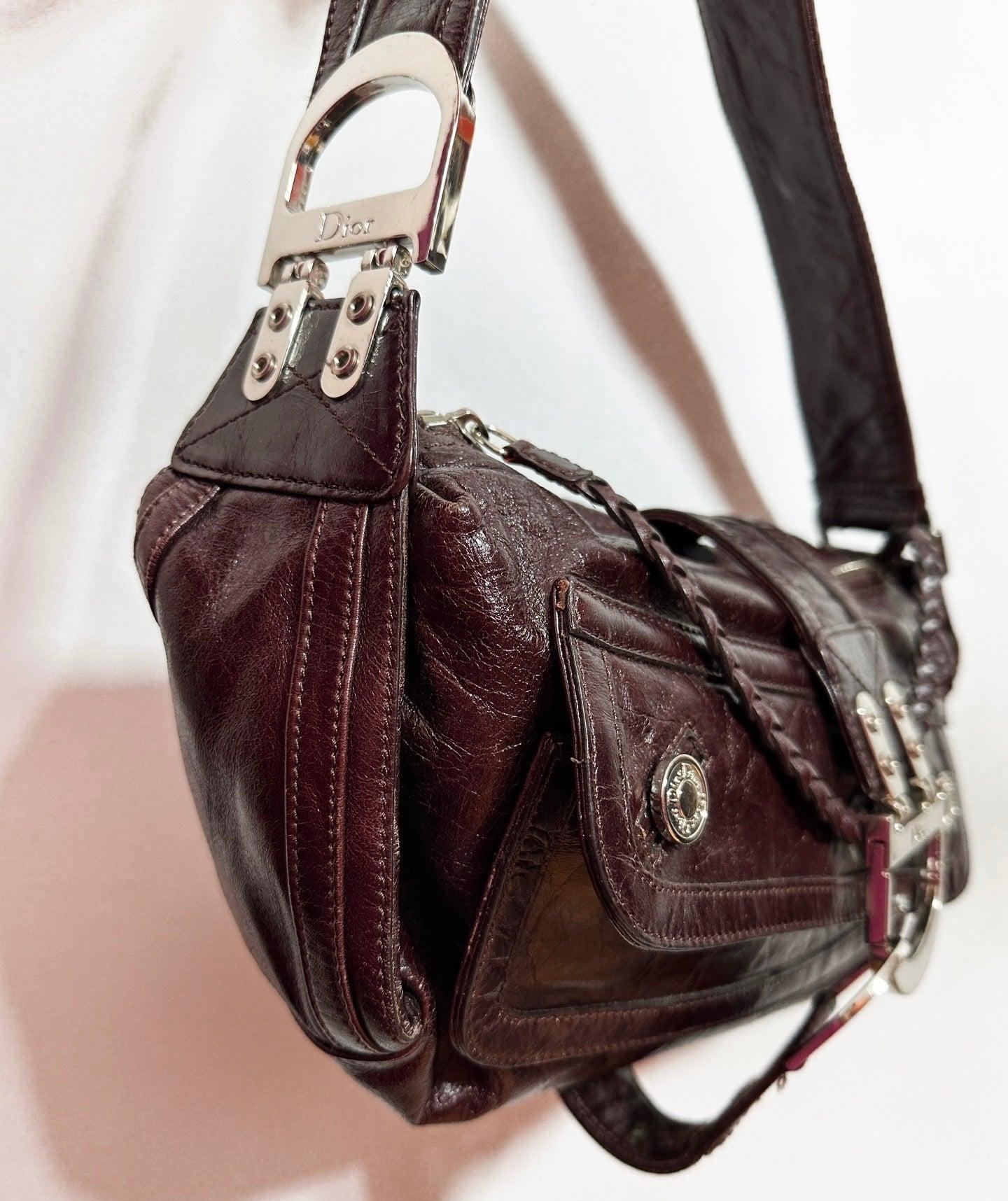 Dior Flight Medium Shoulder Bag Wine Burgundy Crumpled Patent Lambskin Leather
 These are professional photos of the actual bag offered
 This Dior Flight Shoulder Bag is the epitome of effortless cool. Standing out with its wine color crumpled