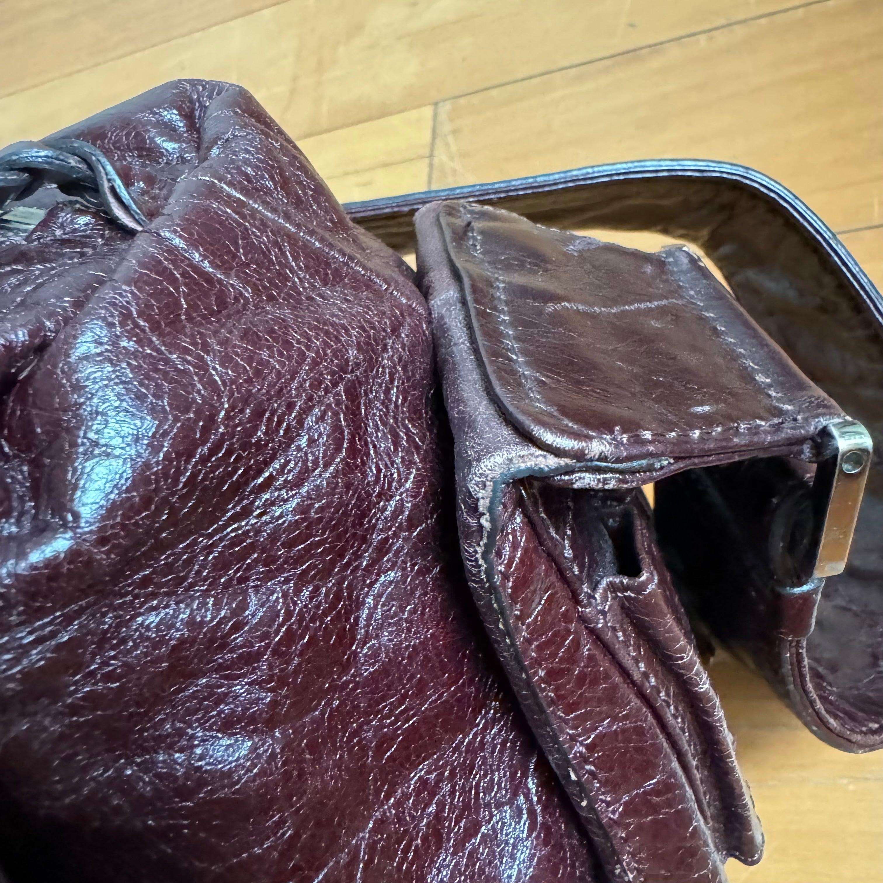 Dior Flight Medium Shoulder Bag Wine Burgundy Crumpled Patent Lambskin Leather For Sale 4