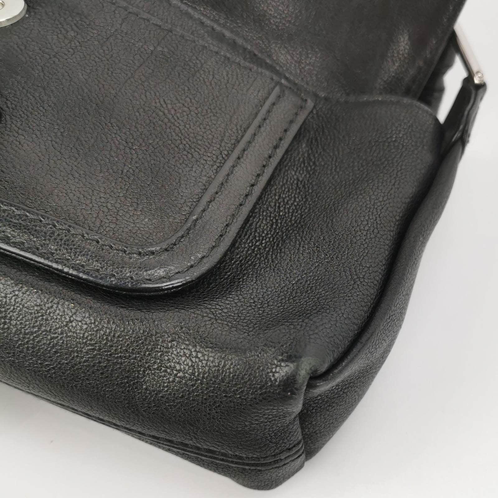 Dior Flight Mini Pochette in pelle nera in vendita 5