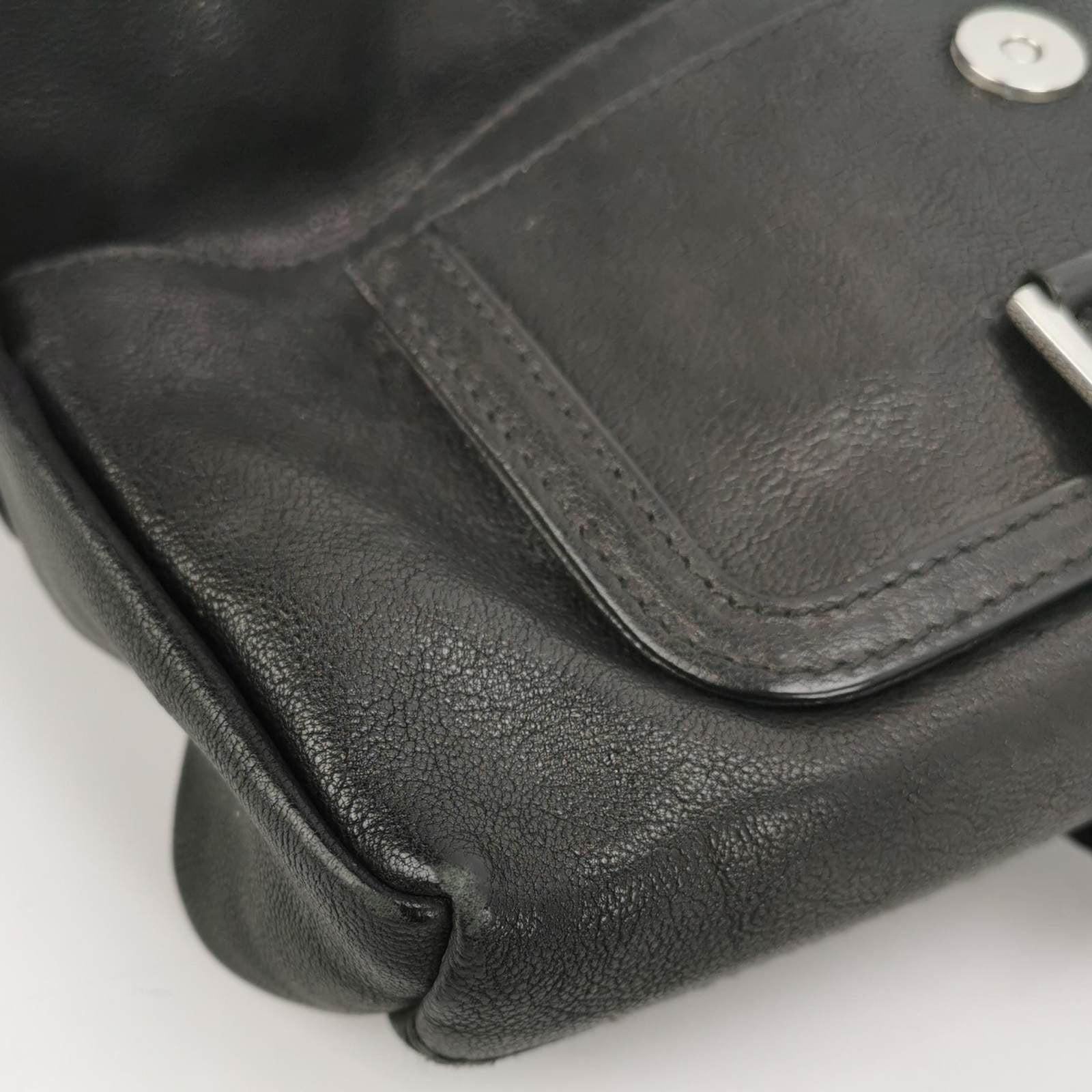 Dior Flight Mini Pochette in pelle nera in vendita 6