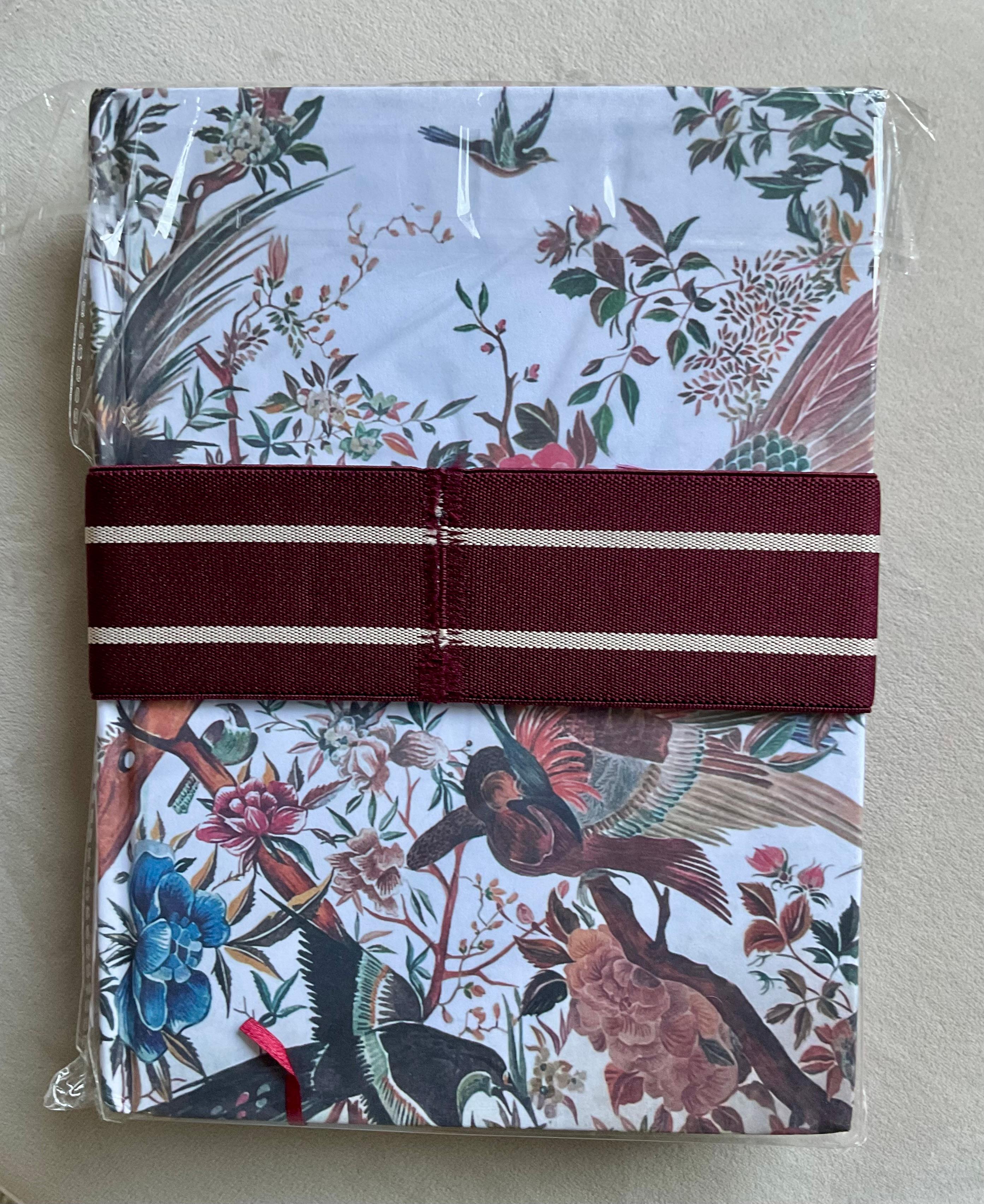 Quaderni floreali Dior con fascetta borgogna 2 pezzi limitati In condizioni Nuovo in vendita a 'S-HERTOGENBOSCH, NL