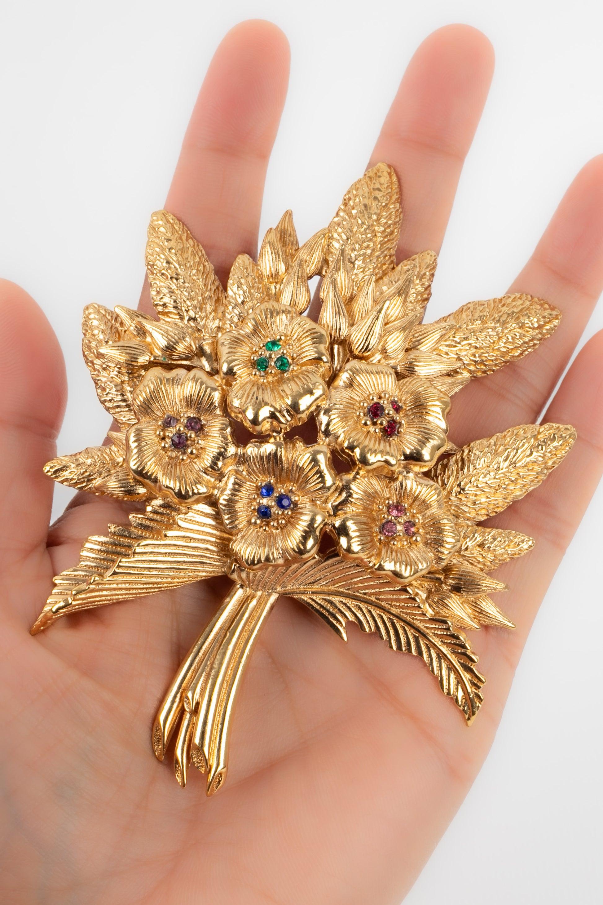 Dior Flower Brooch in Gold-Plated Metal with Colored Rhinestones For Sale 2