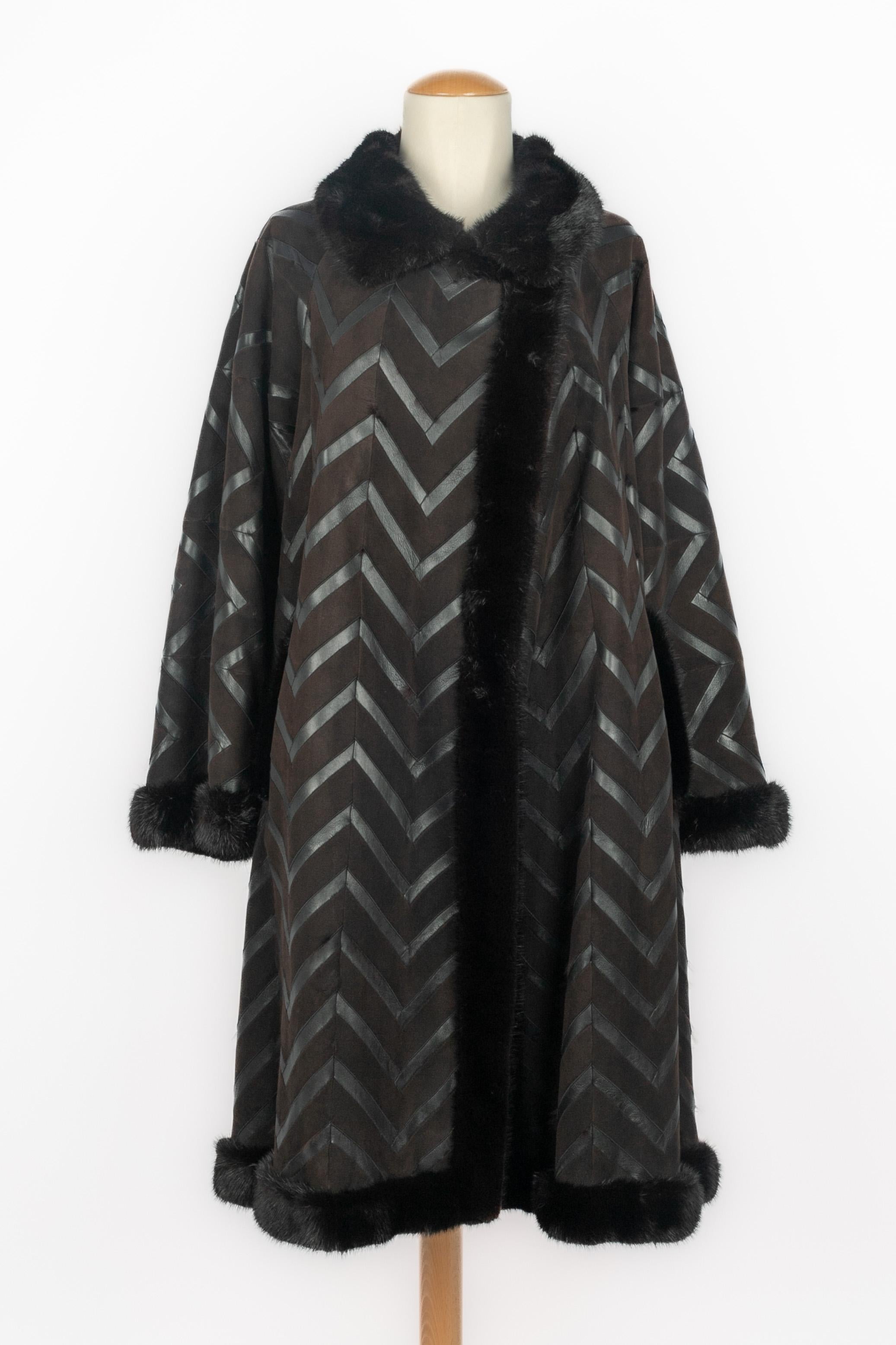 Dior fur coat For Sale 4