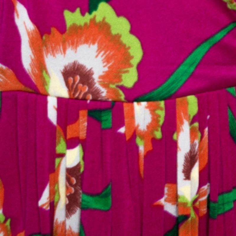 Dior Fuschia Floral Printed Silk Mini Dress L In condizioni buone in vendita a Dubai, Al Qouz 2