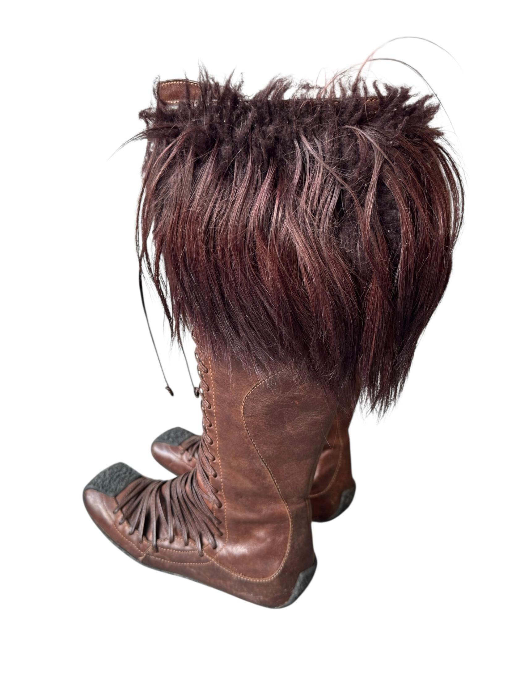 DIOR fw2002 BY GALLIANO BOTAS CON ENCAJE DE CUERO Y PELO MARRON en venta 1