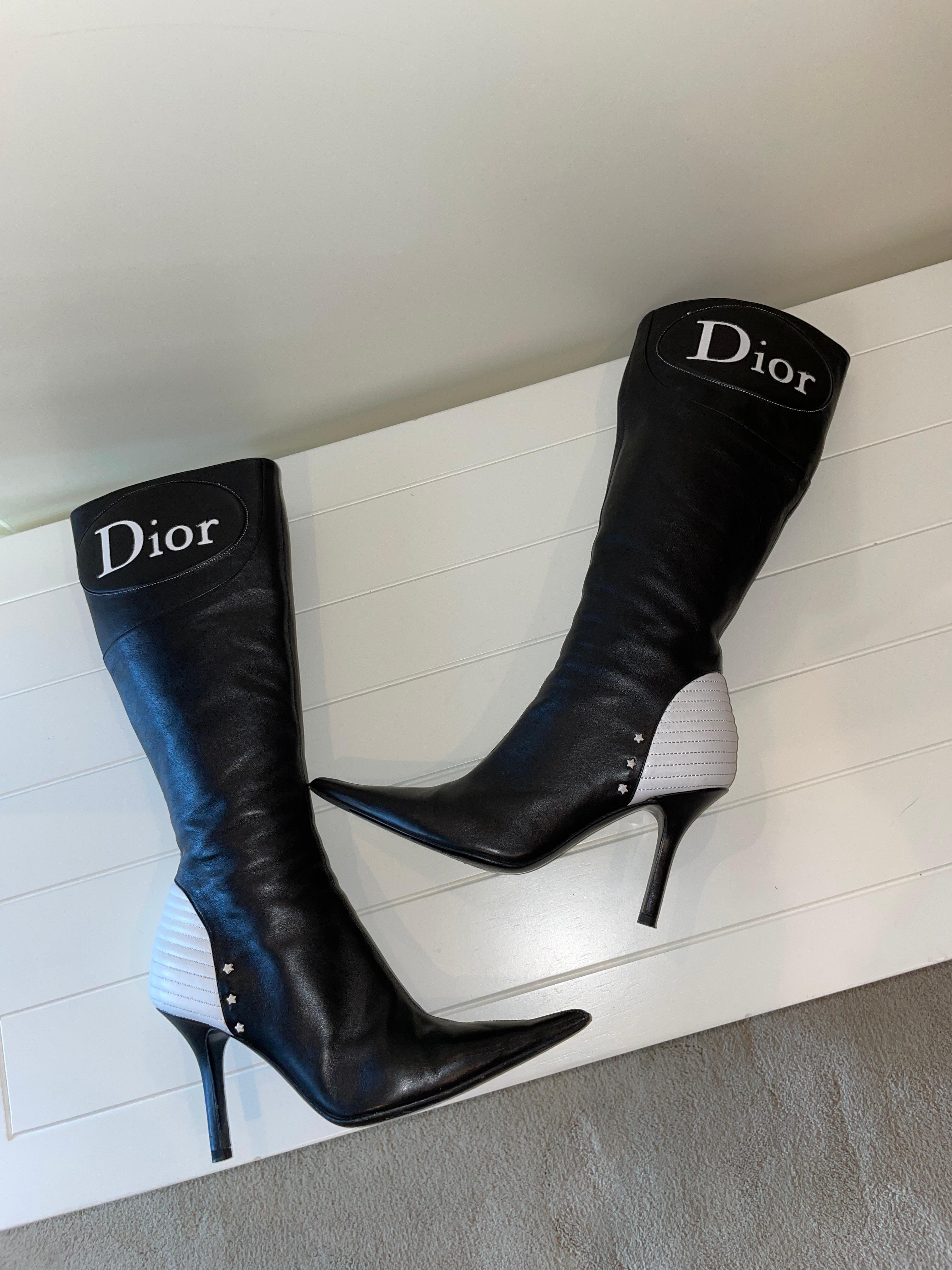 Vintage Christian Dior John Galliano era black and white moto boots. Size 36, true to size, excellent vintage condition, with minimal wear consistent with age and light usage. Rare and iconic!
