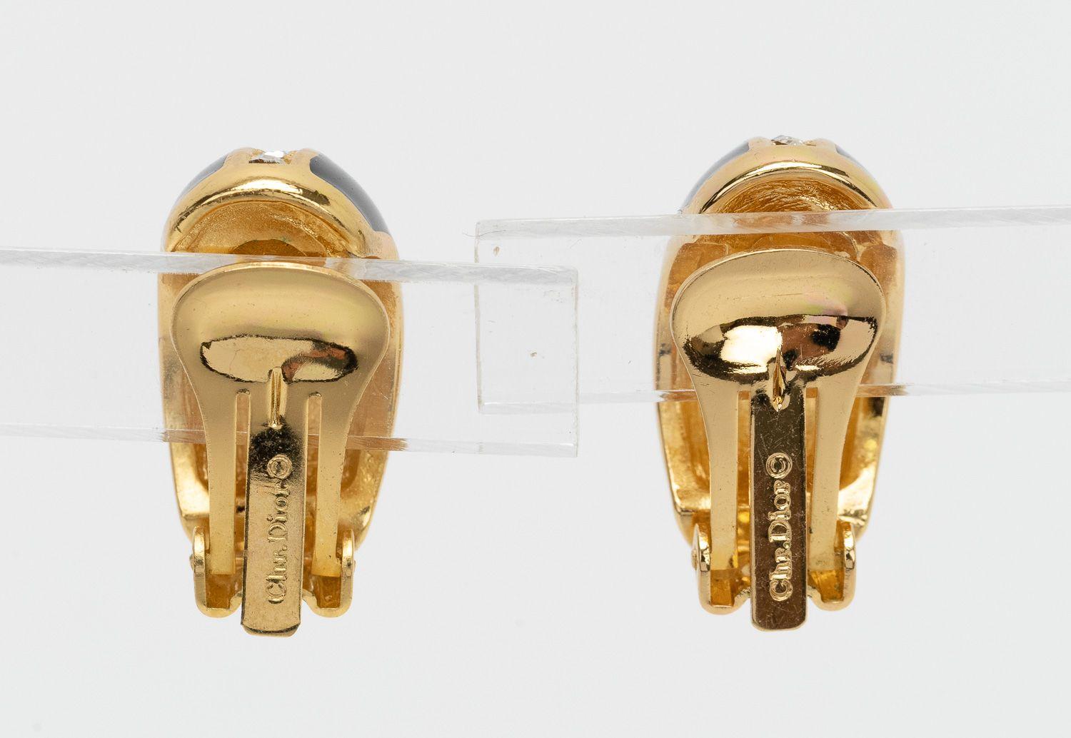 Clip Dior con strass oro e nero In condizioni ottime in vendita a West Hollywood, CA