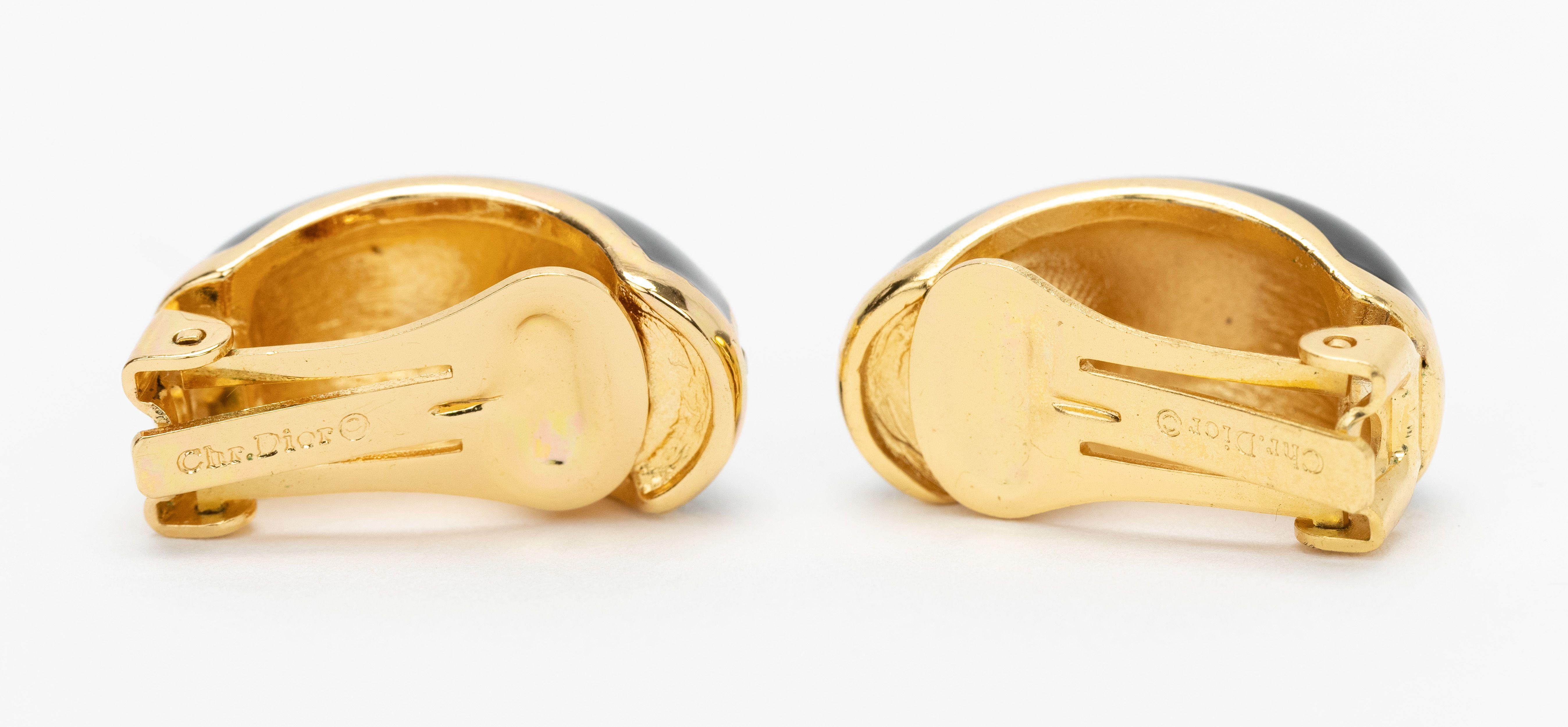 Donna Clip Dior con strass oro e nero in vendita