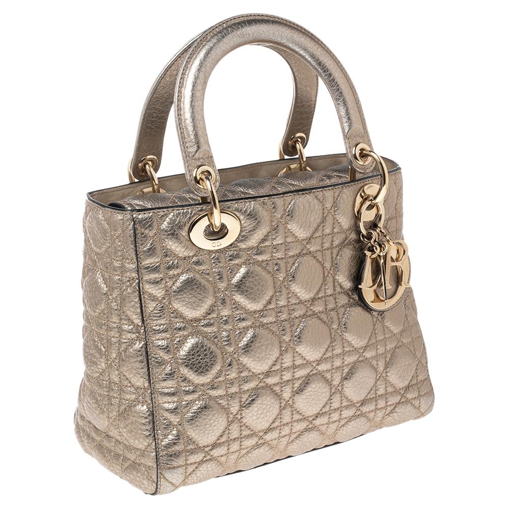 Dior Cannage Dorado Piel Lady Dior Tote Mediano en Bastante bueno Estado en Dubai, Al Qouz 2