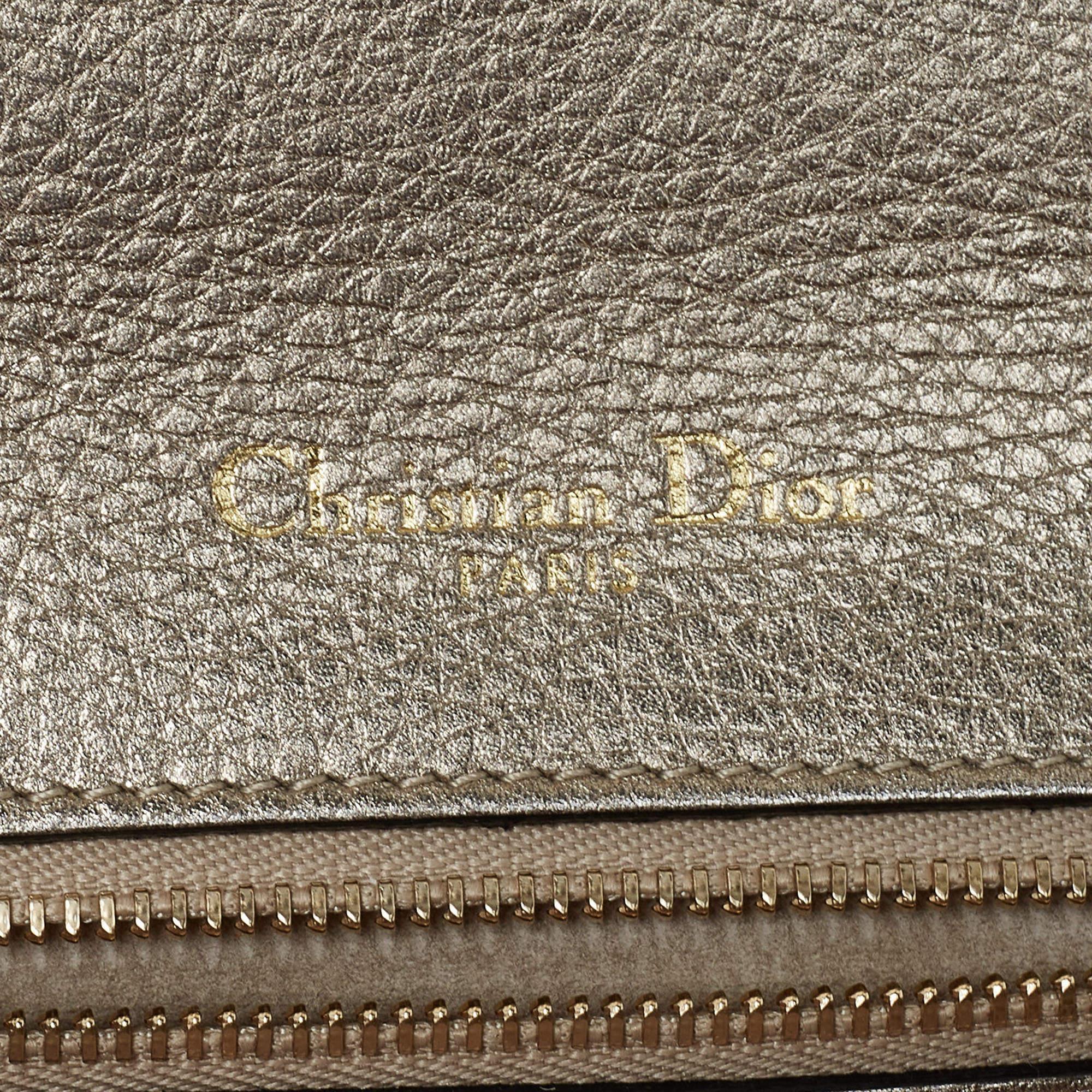 Dior Gold Leather Medium Diorama Flap Shoulder Bag For Sale 6