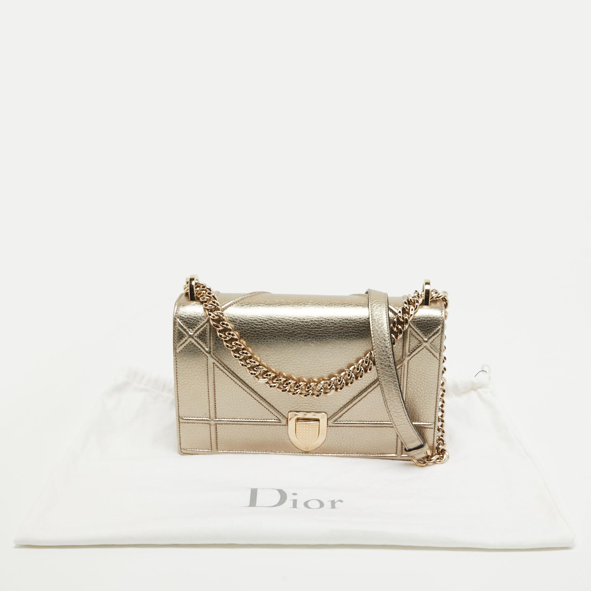 Dior Gold Leather Medium Diorama Shoulder Bag In Good Condition For Sale In Dubai, Al Qouz 2
