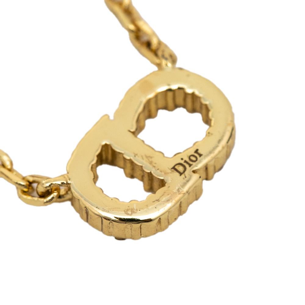 Dior - Collier Clair D'A Lune - Fausses perles et cristaux - Or Excellent état à Dubai, Al Qouz 2