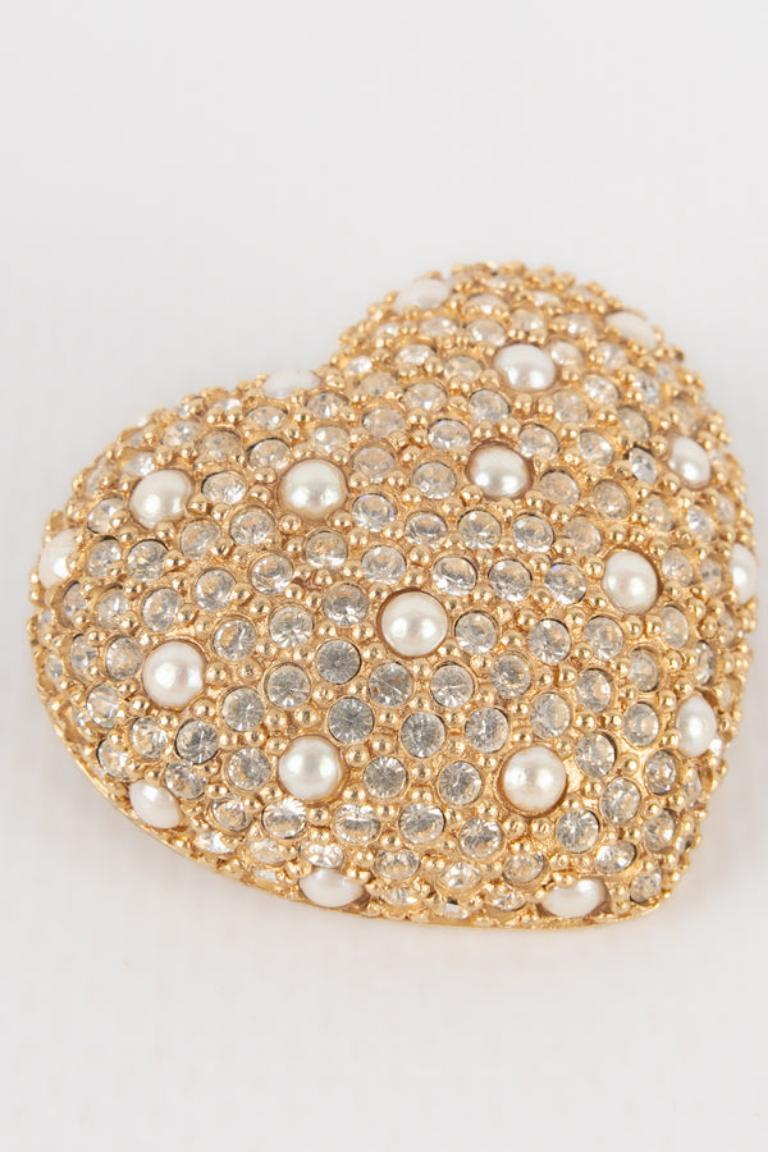 Dior Golden Metal Heart Brooch In Excellent Condition For Sale In SAINT-OUEN-SUR-SEINE, FR