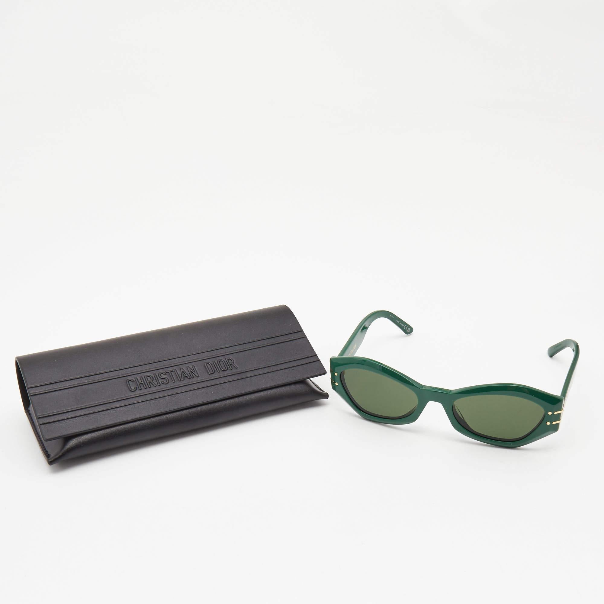 Dior Green/Black DiorSignature Cat Eye Sunglasses Pour femmes en vente