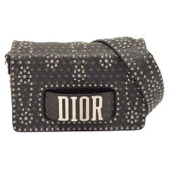 Bolso mediano Dior verde/negro de piel con tachuelas Dio(r)evolution J'Adior con cadena