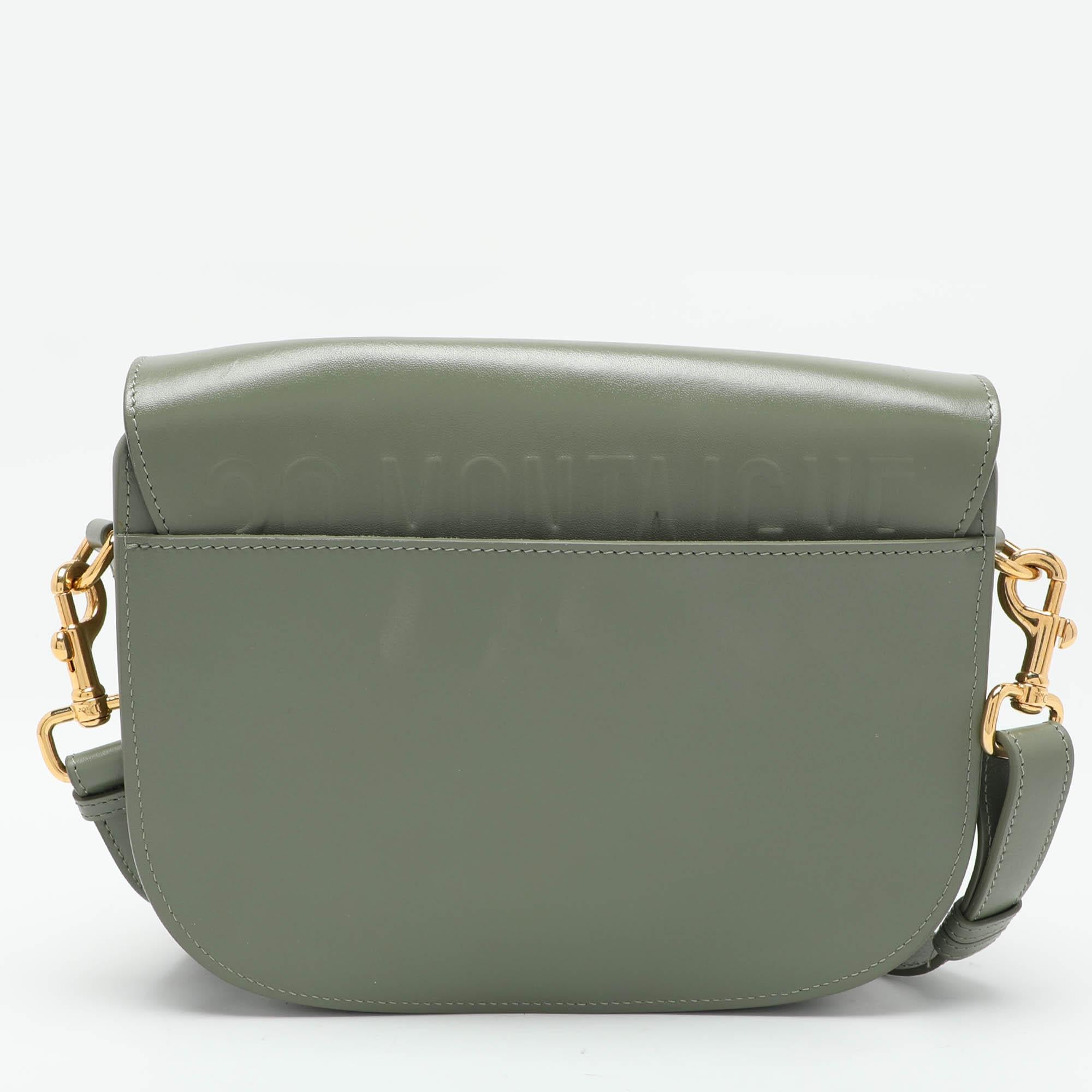Dior Green Leather Medium Bobby Shoulder Bag In Good Condition For Sale In Dubai, Al Qouz 2
