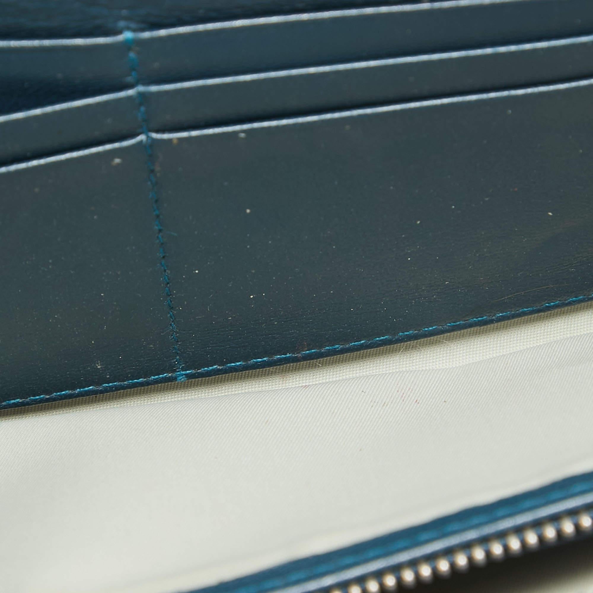 Dior Green Oblique Embossed Patent Leather Continental Flap Wallet For Sale 2