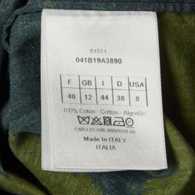 Camisa de manga corta de algodón con estampado de corbata verde Dior M en Bueno estado para la venta en Dubai, Al Qouz 2