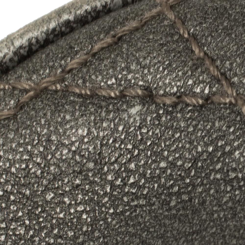 Graue Dior Cannage-Lederklappe Hobo 10