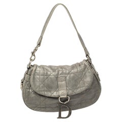 Graue Dior Cannage-Lederklappe Hobo