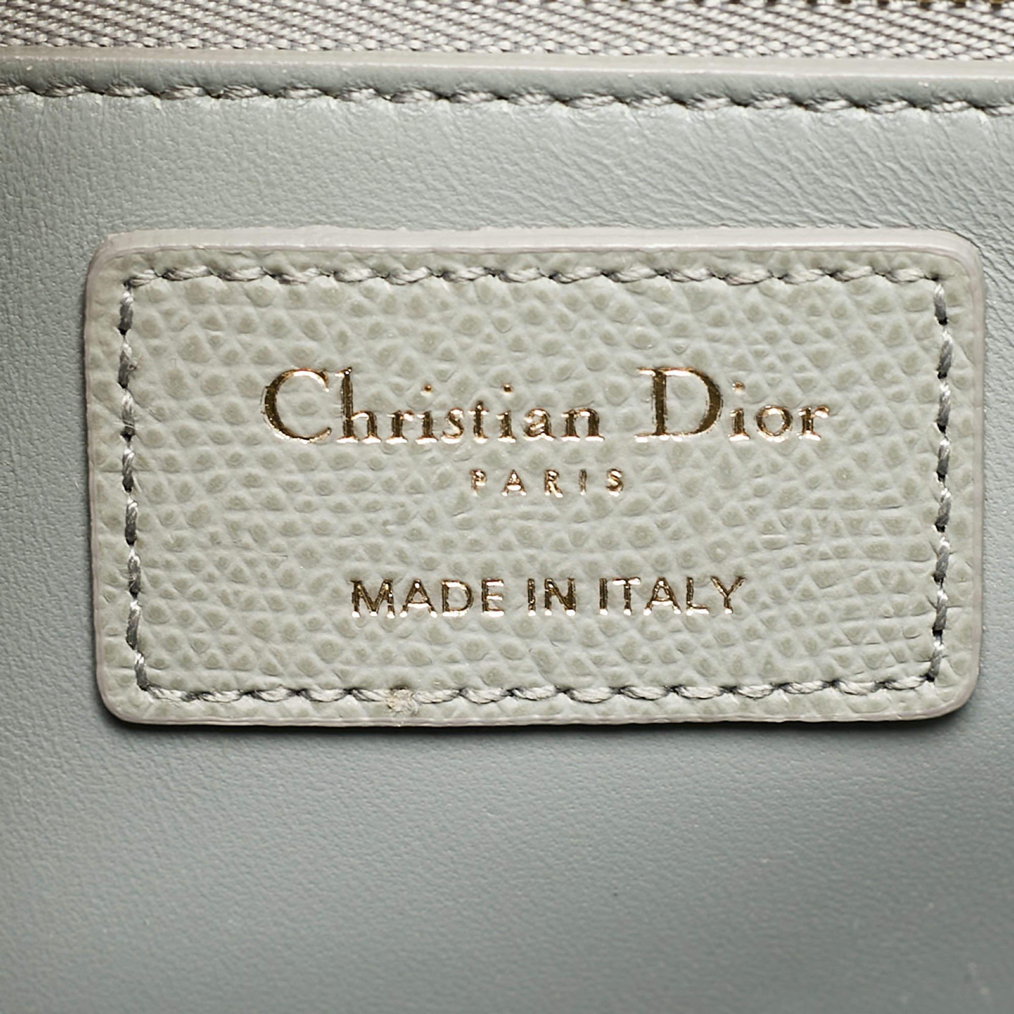 Dior Grey Leather 30 Montaigne Flap Bag For Sale 7
