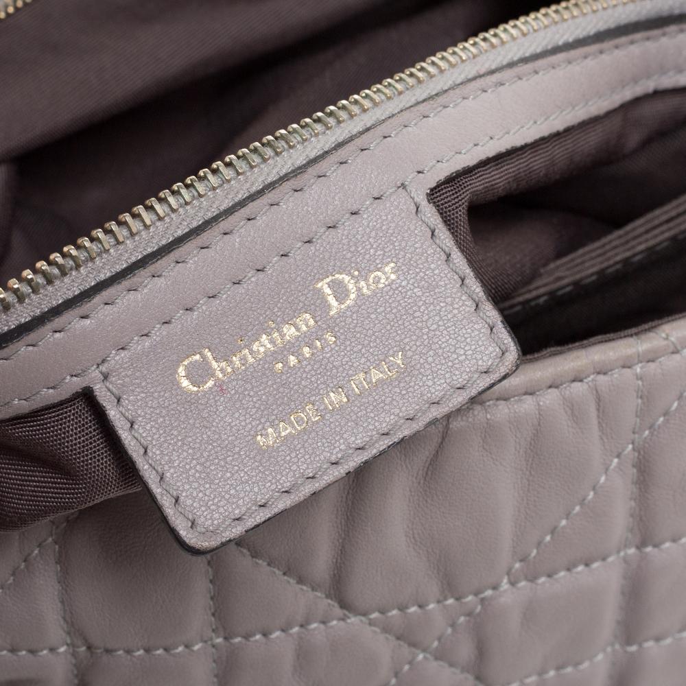 Dior Grey Leather Delices Gaufre Flap Shoulder Bag In Fair Condition In Dubai, Al Qouz 2