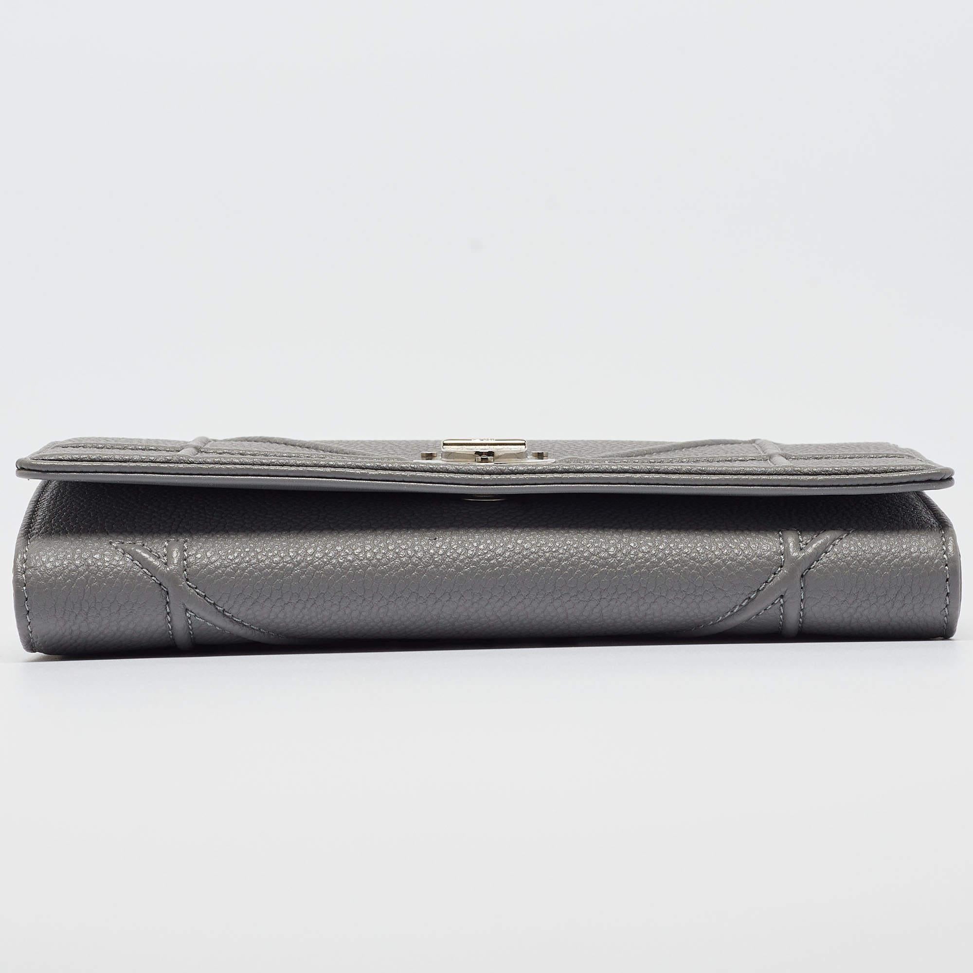Dior Grey Leather Diorama Wallet on Chain 2