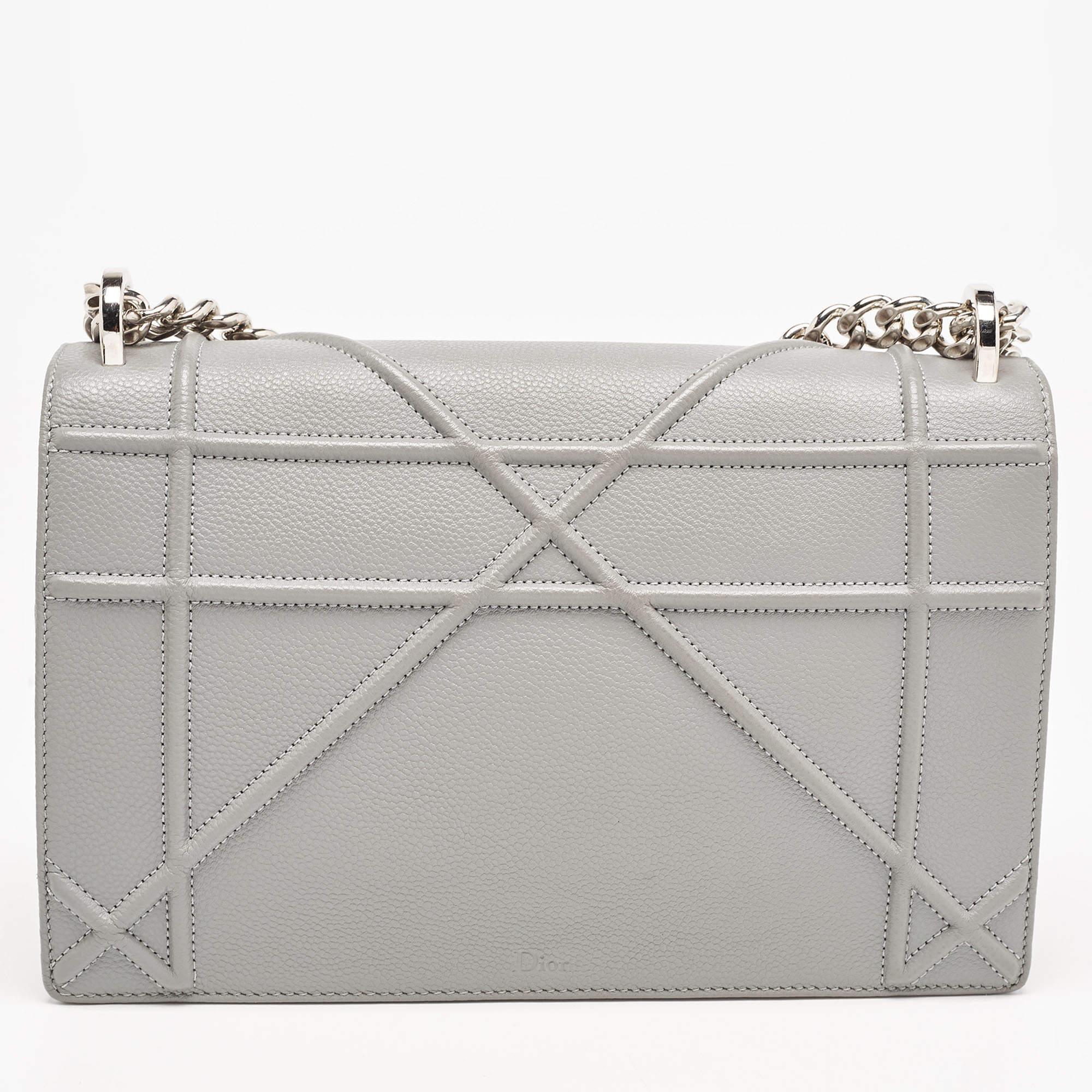 Dior Grey Leather Medium Diorama Flap Shoulder Bag For Sale 10