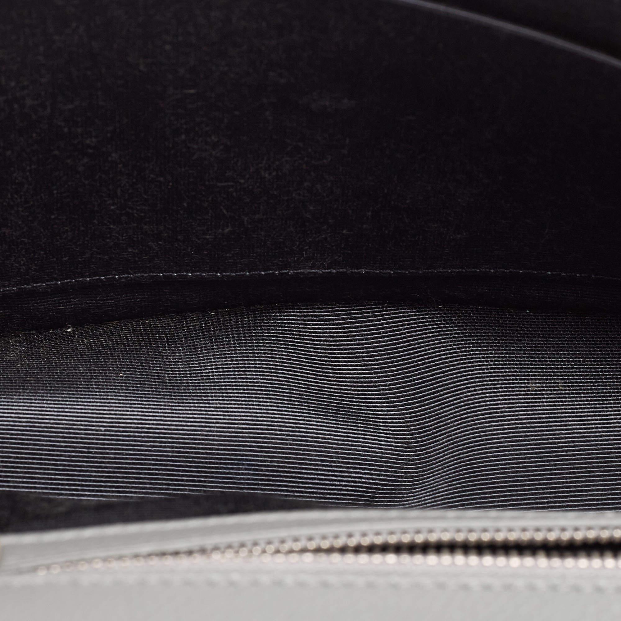 Women's Dior Grey Leather Medium Diorama Flap Shoulder Bag For Sale