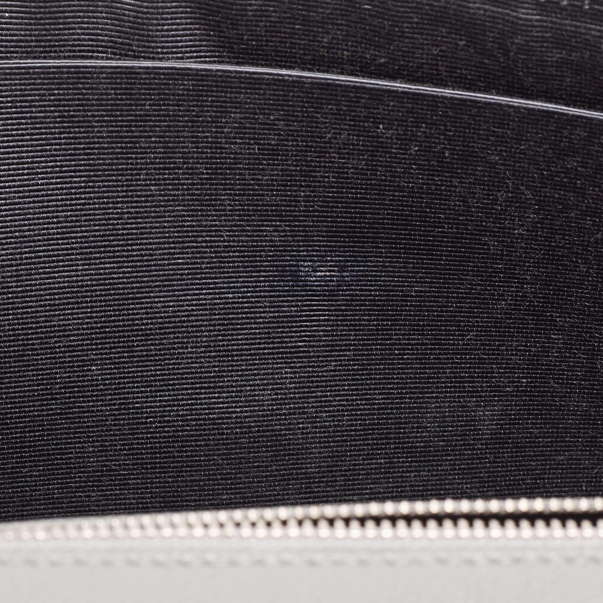 Dior Grey Leather Medium Diorama Flap Shoulder Bag For Sale 3