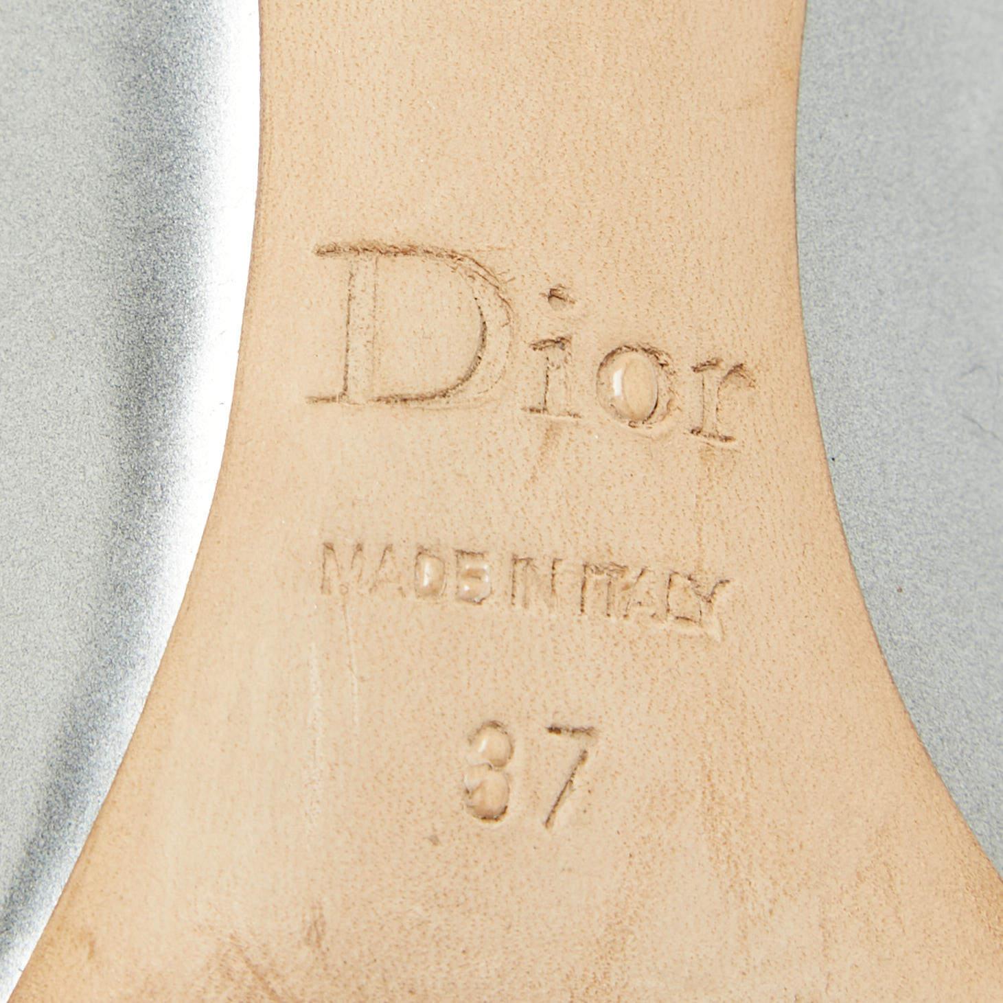Dior Grey Leather Rose Applique Pumps Size 37 3