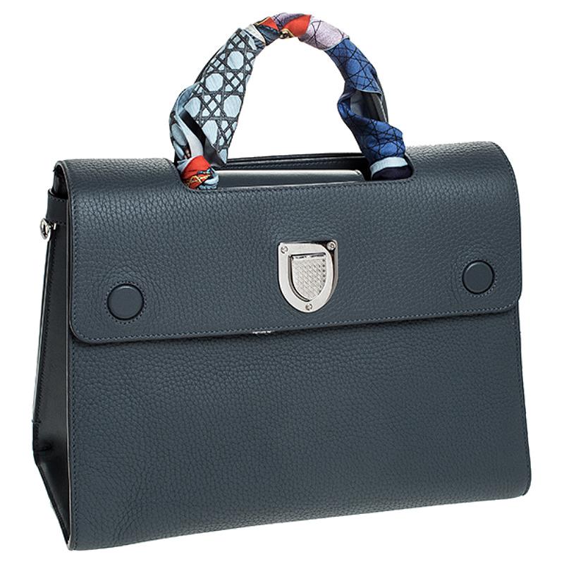 Dior Grey Pebbled Leather Medium Diorever Bag In Excellent Condition In Dubai, Al Qouz 2