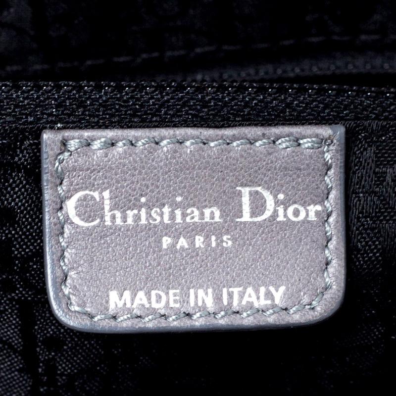 Dior Graue Plissee-Tasche aus plissiertem Leder 7