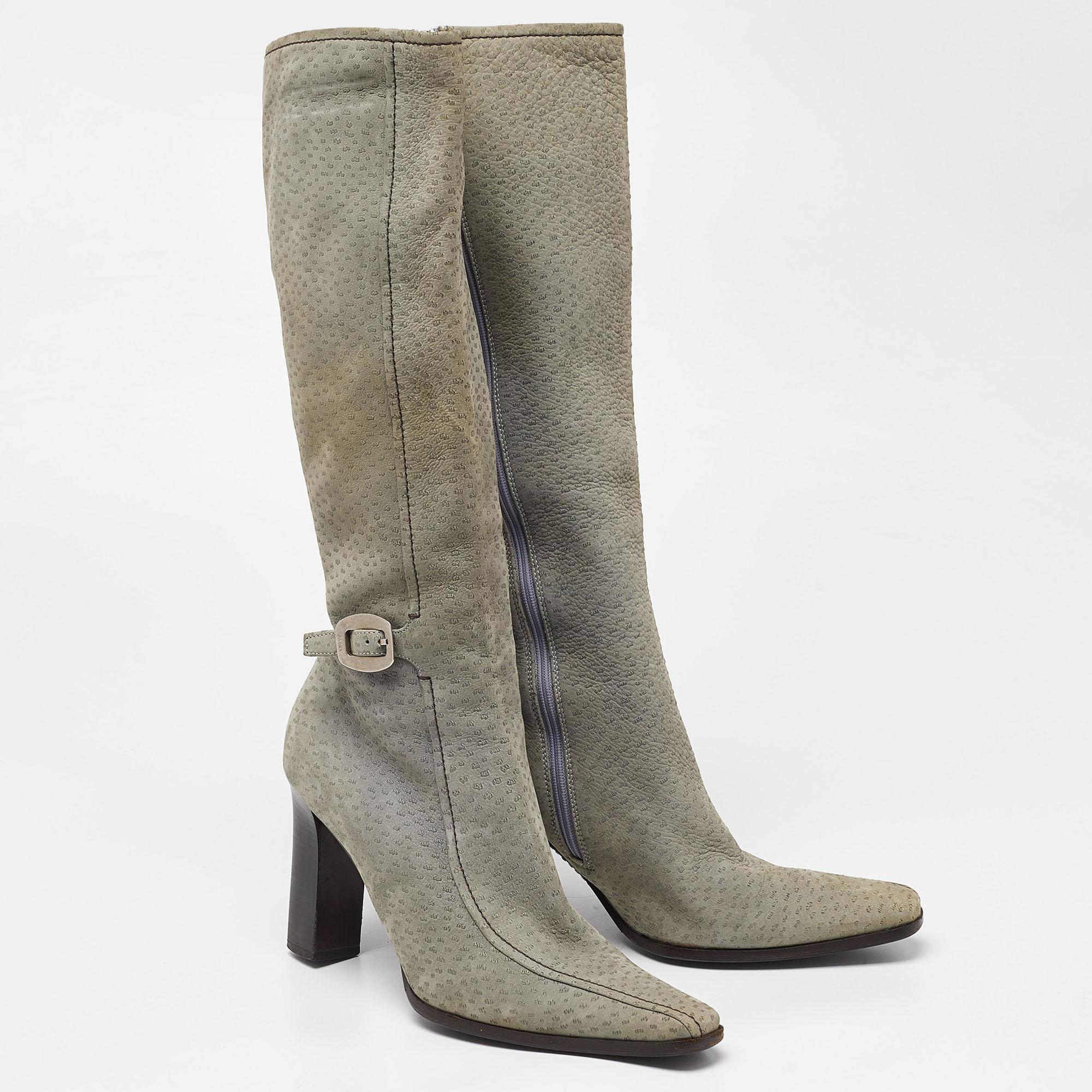 Dior Grey Textured Nubuck Leather Knee Length Boots Size 40 In Good Condition For Sale In Dubai, Al Qouz 2