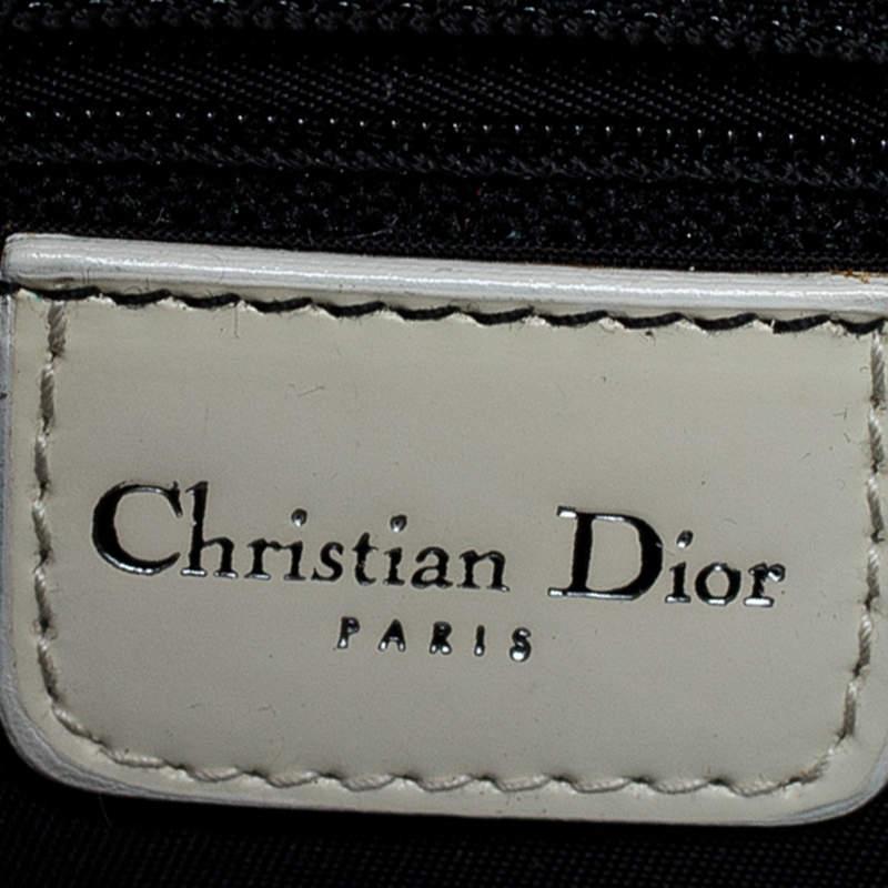 Dior - Sac à bandoulière en tweed gris perlé Malice, édition limitée en vente 4