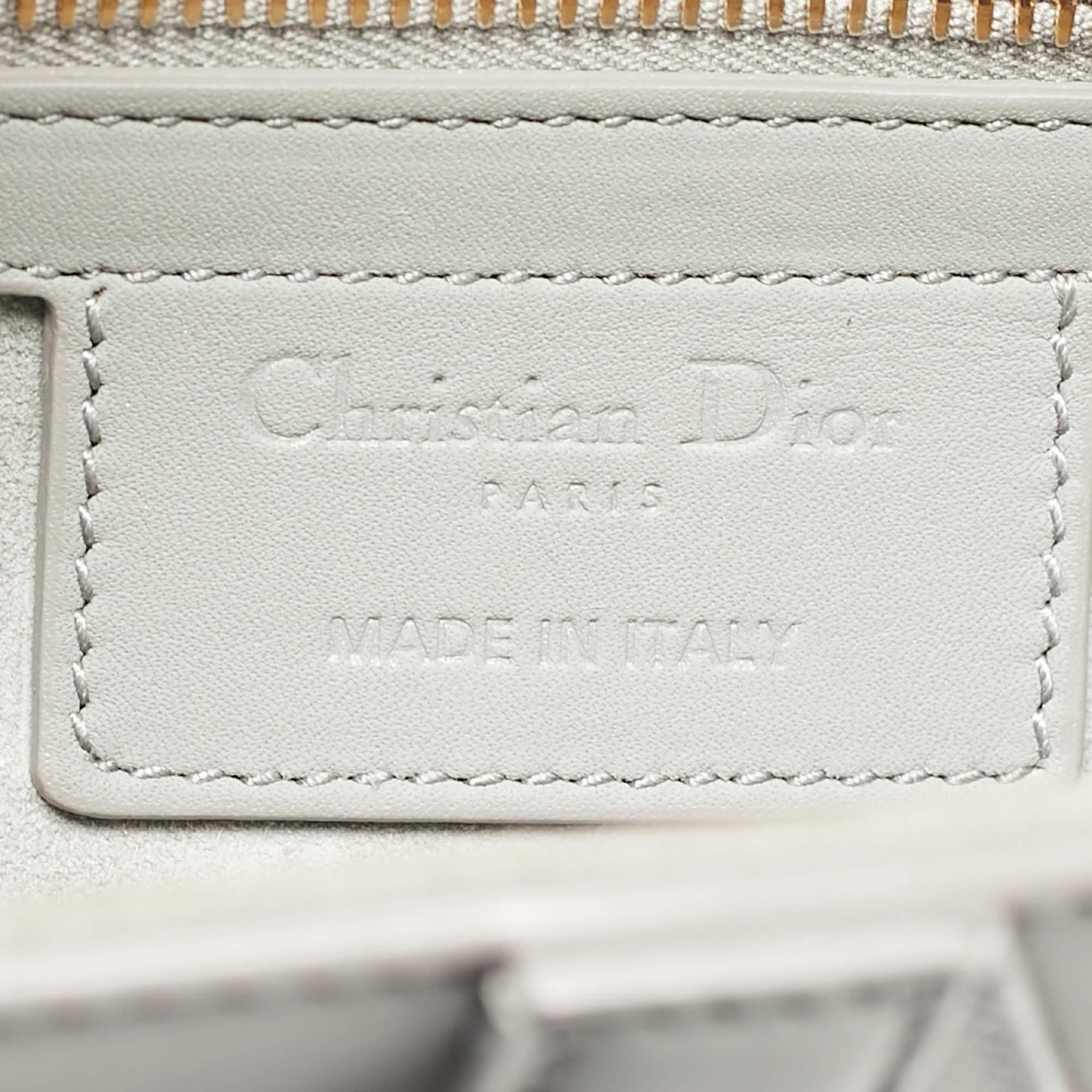 Dior Grey Ultra Matte Leather Saddle Shoulder Bag In Good Condition In Dubai, Al Qouz 2