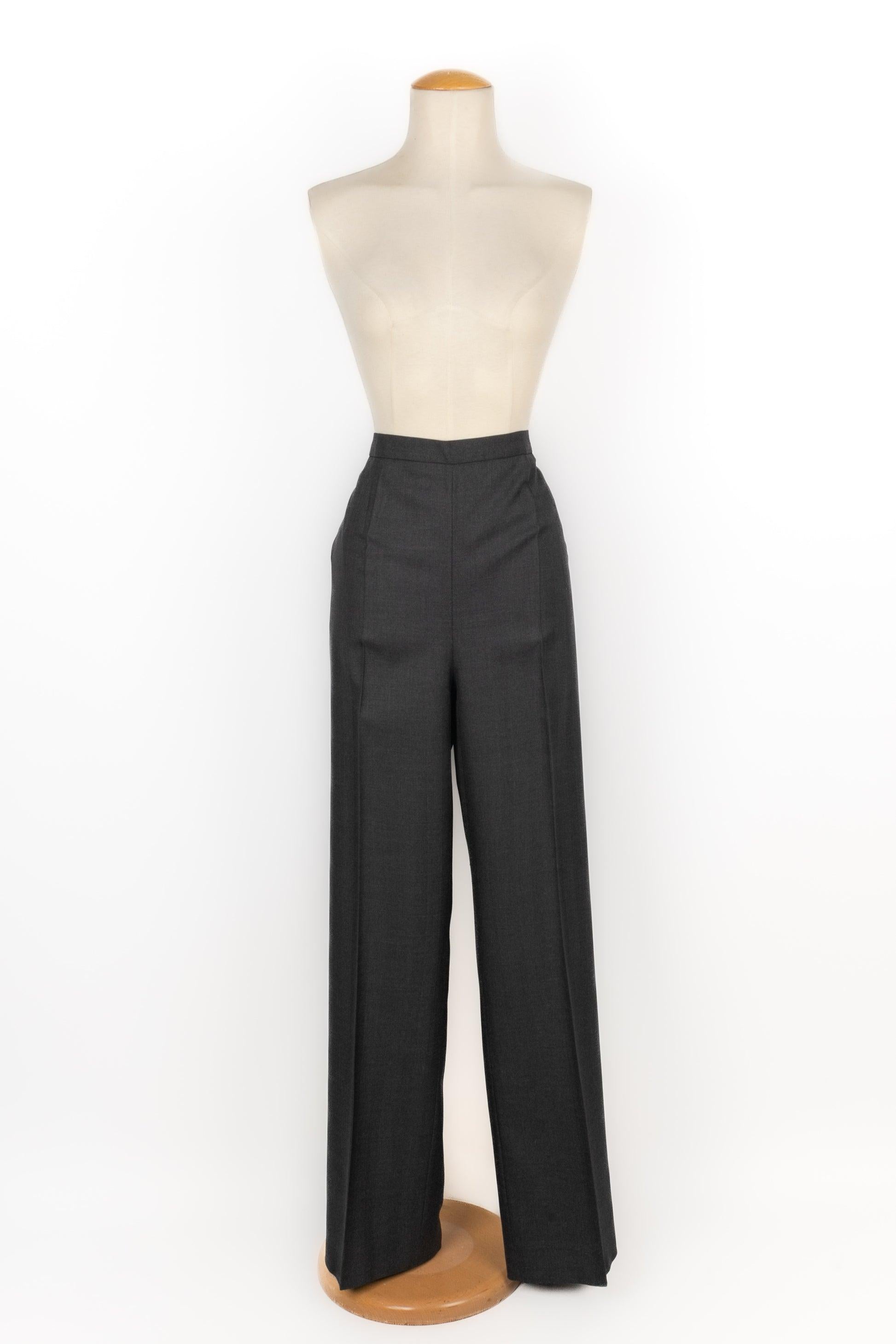 Dior Grey Wool Pant Suit For Sale 5