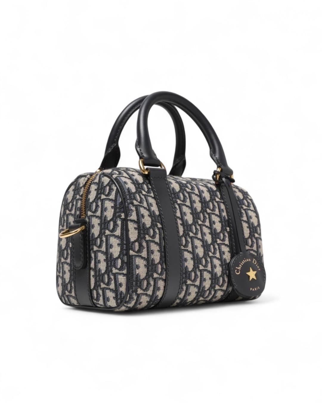 Dior Groove Small Jacquard Oblique Blu In condizioni Nuovo in vendita a Torre Del Greco, IT