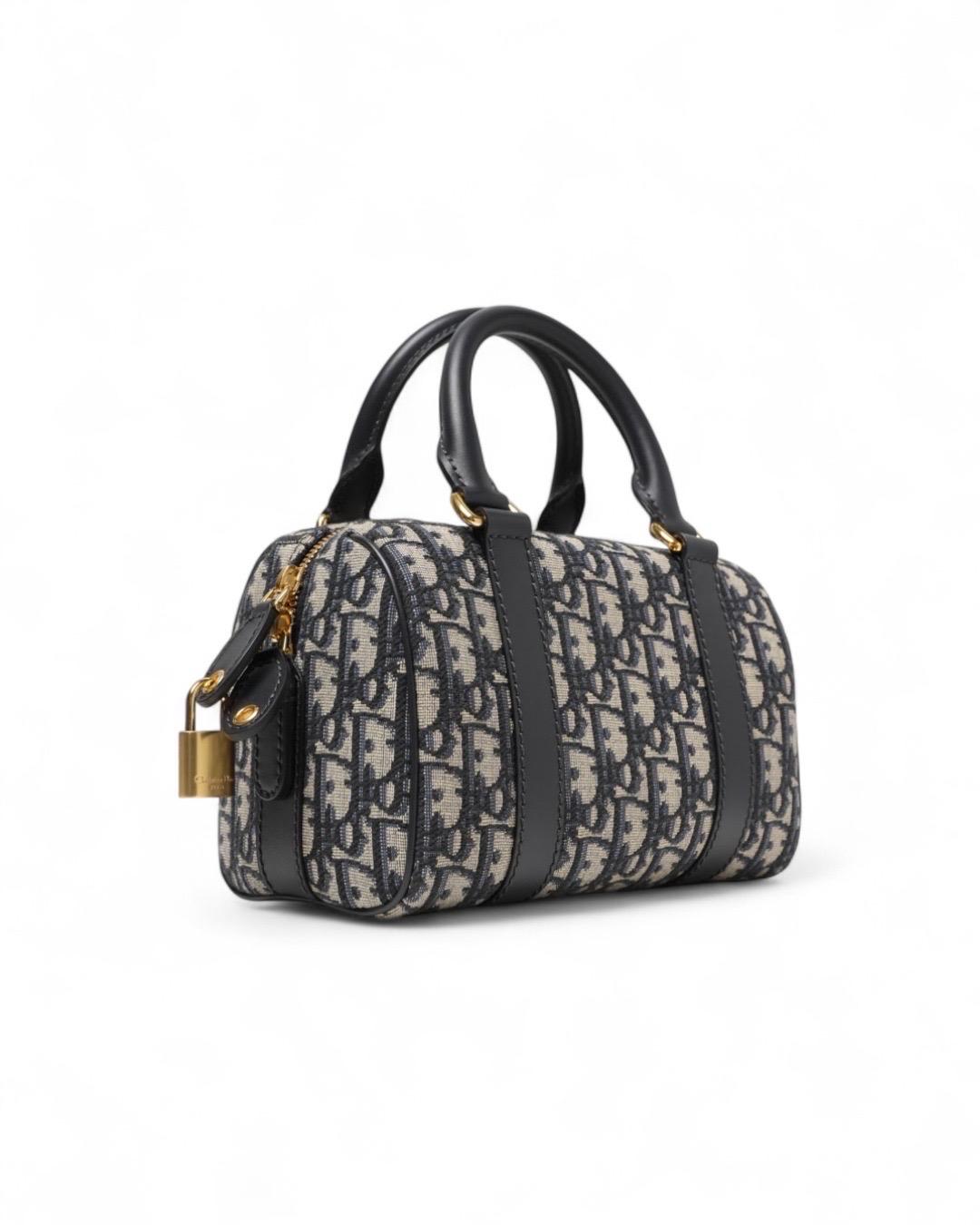 Dior Groove Small Jacquard Oblique Blu in vendita 2