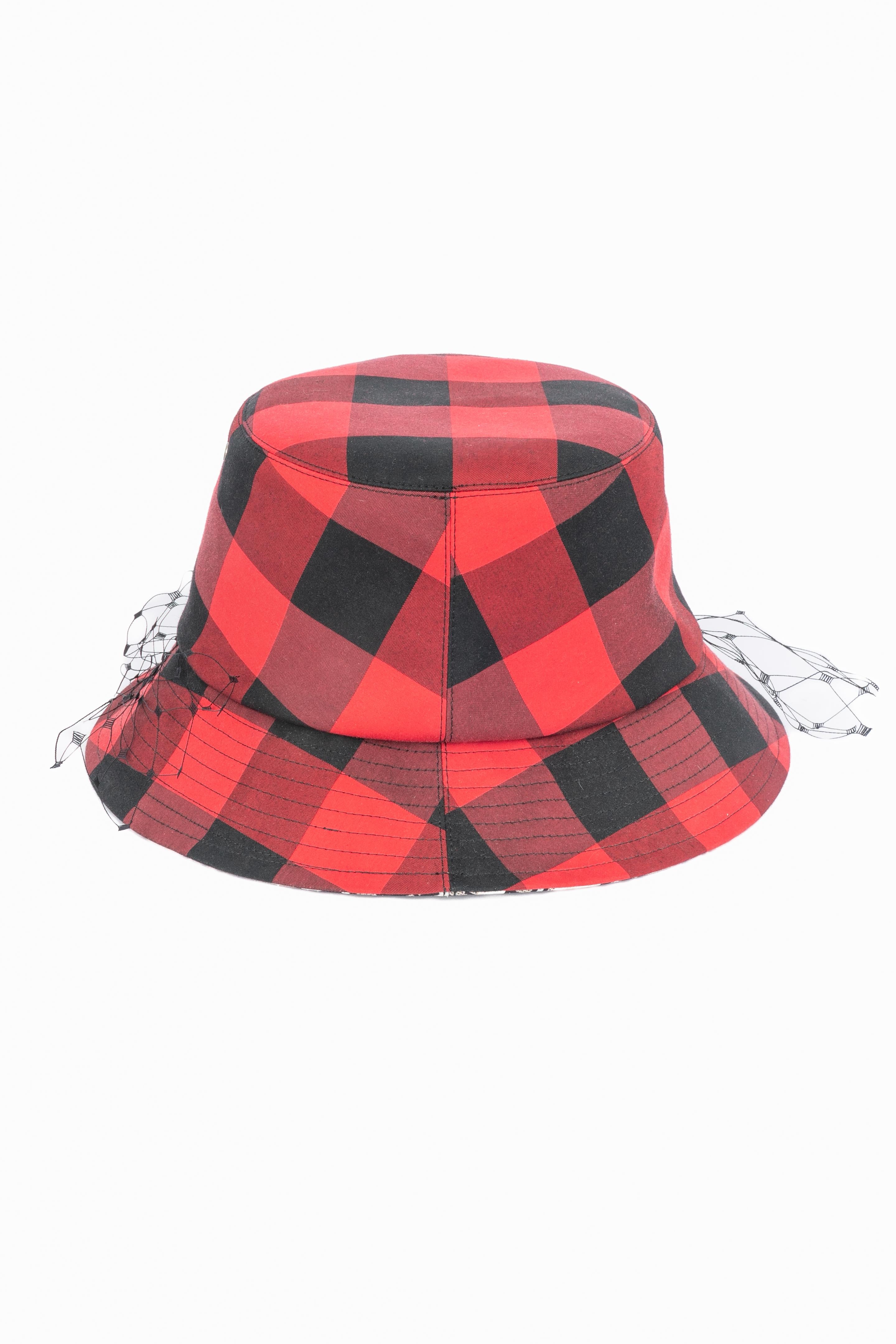 Donna Dior hat Fall 2019 in vendita